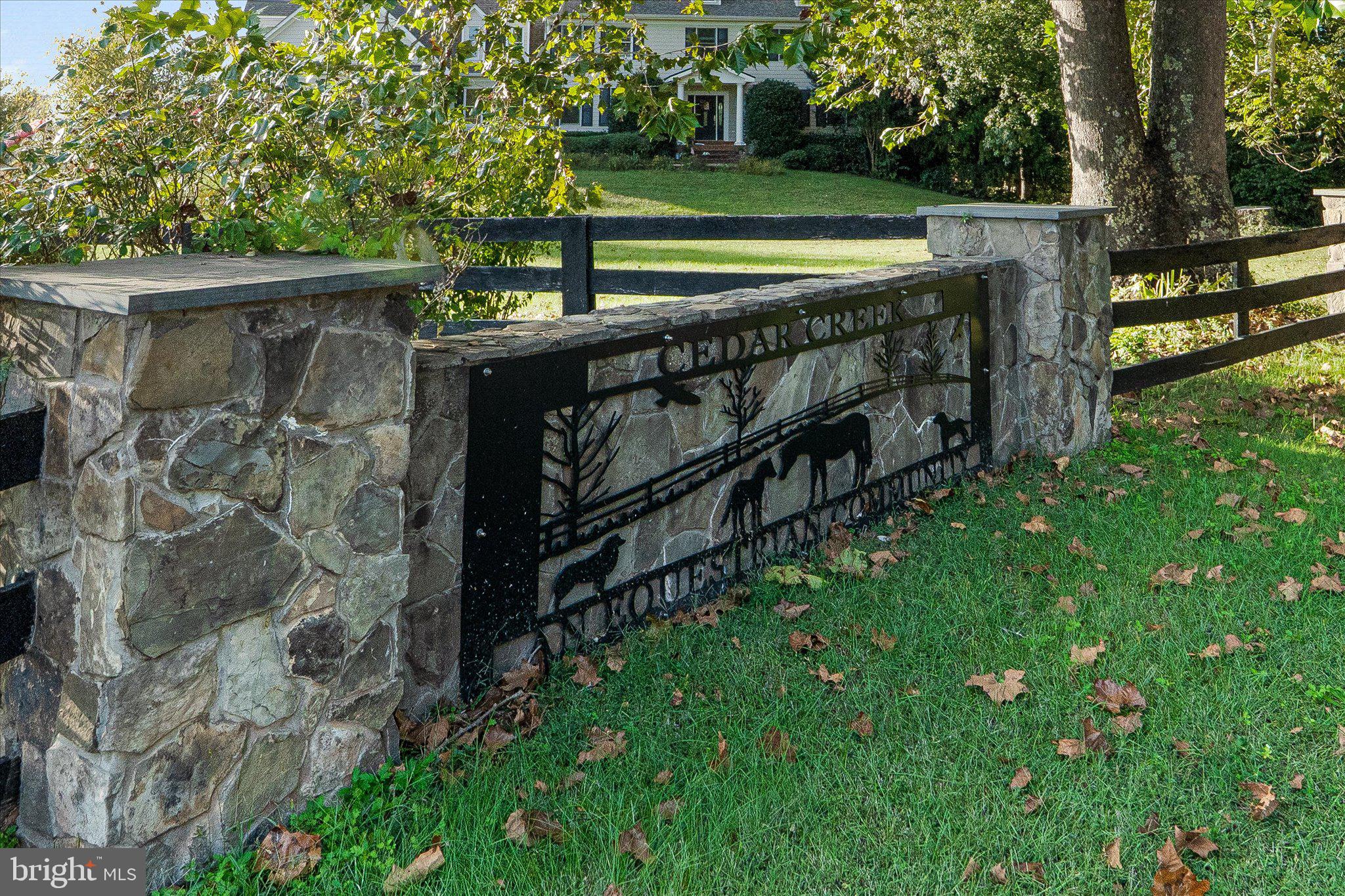 CEDAR CREEK FARMS - Residential