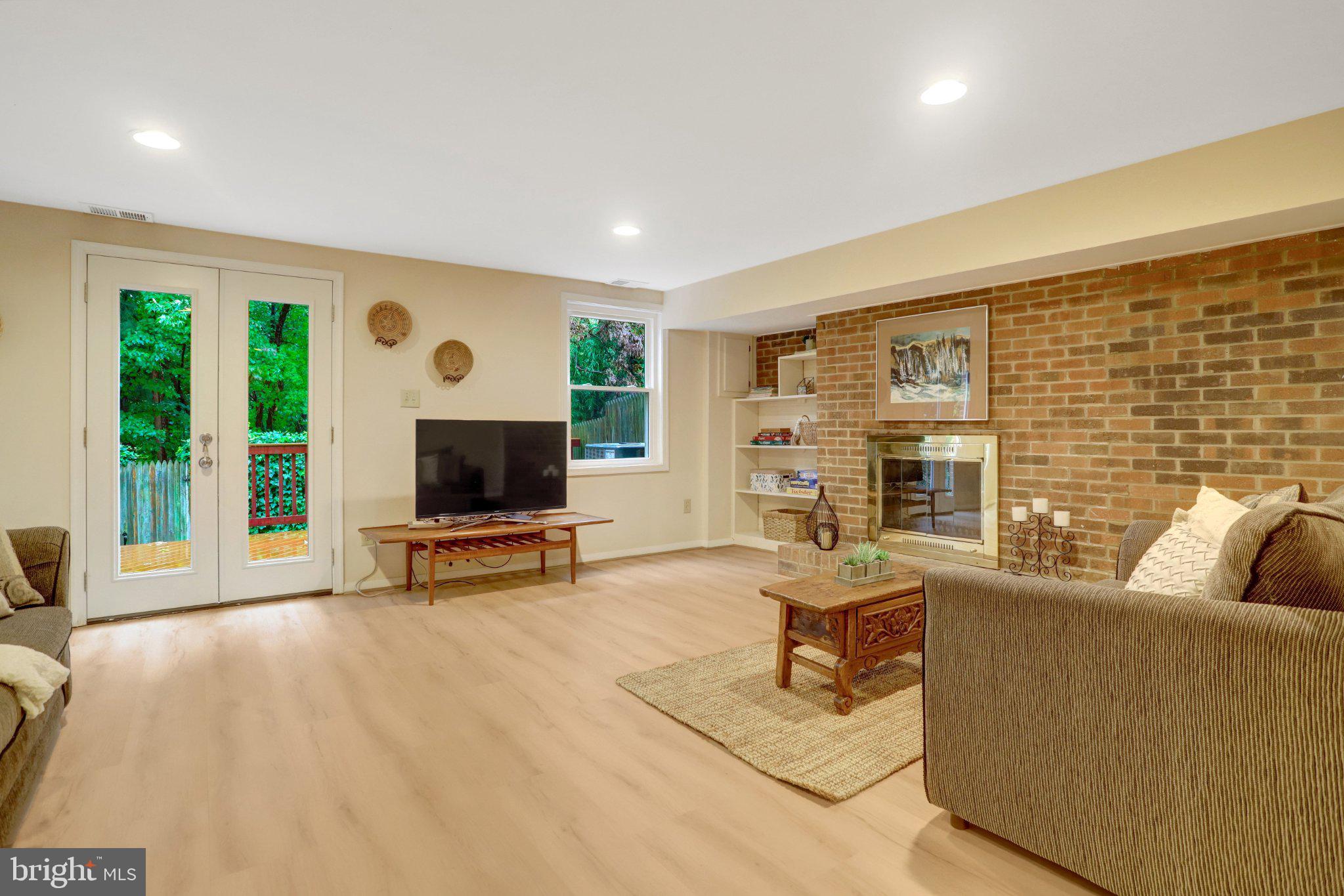 3375 ARDLEY COURT