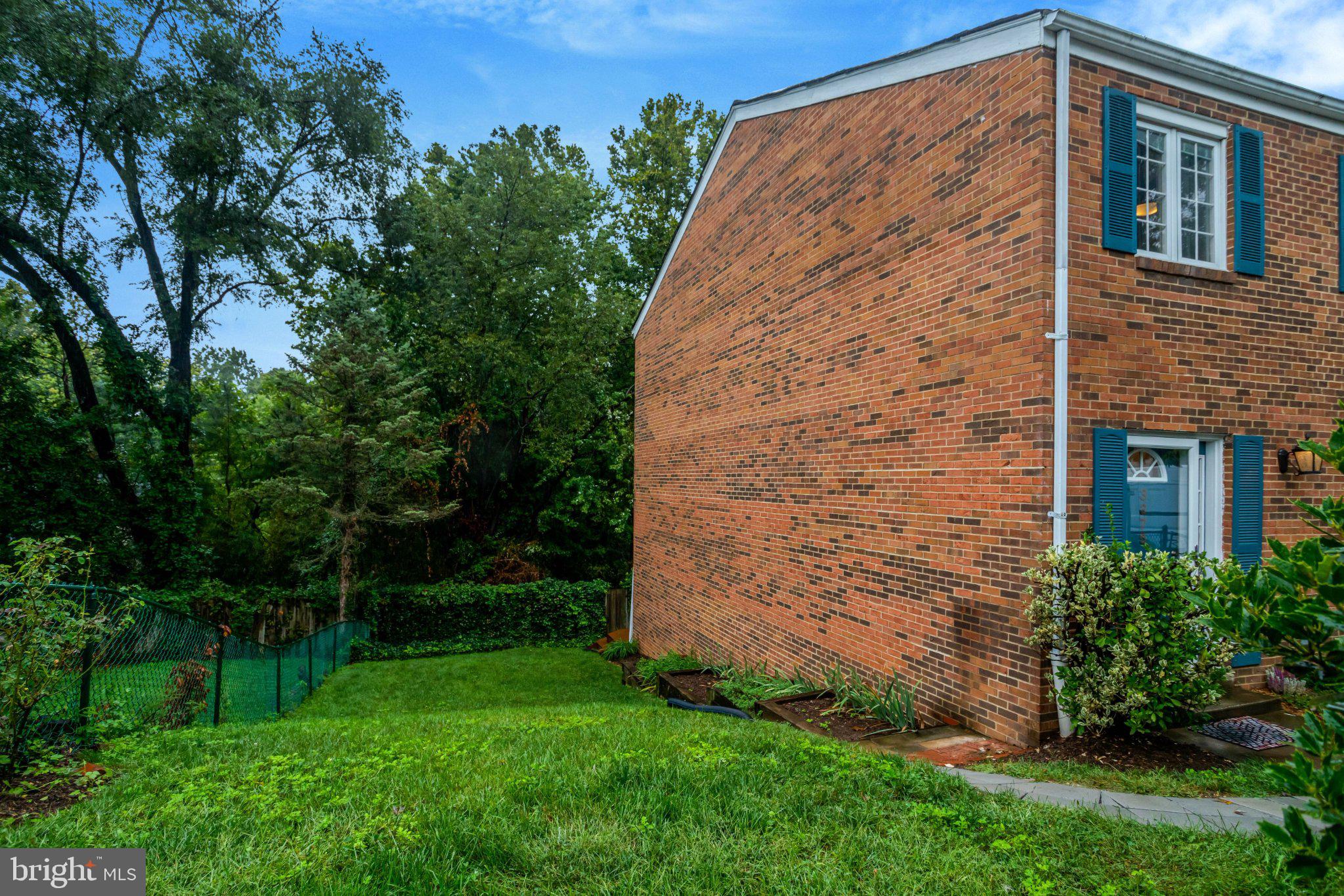 3375 ARDLEY COURT