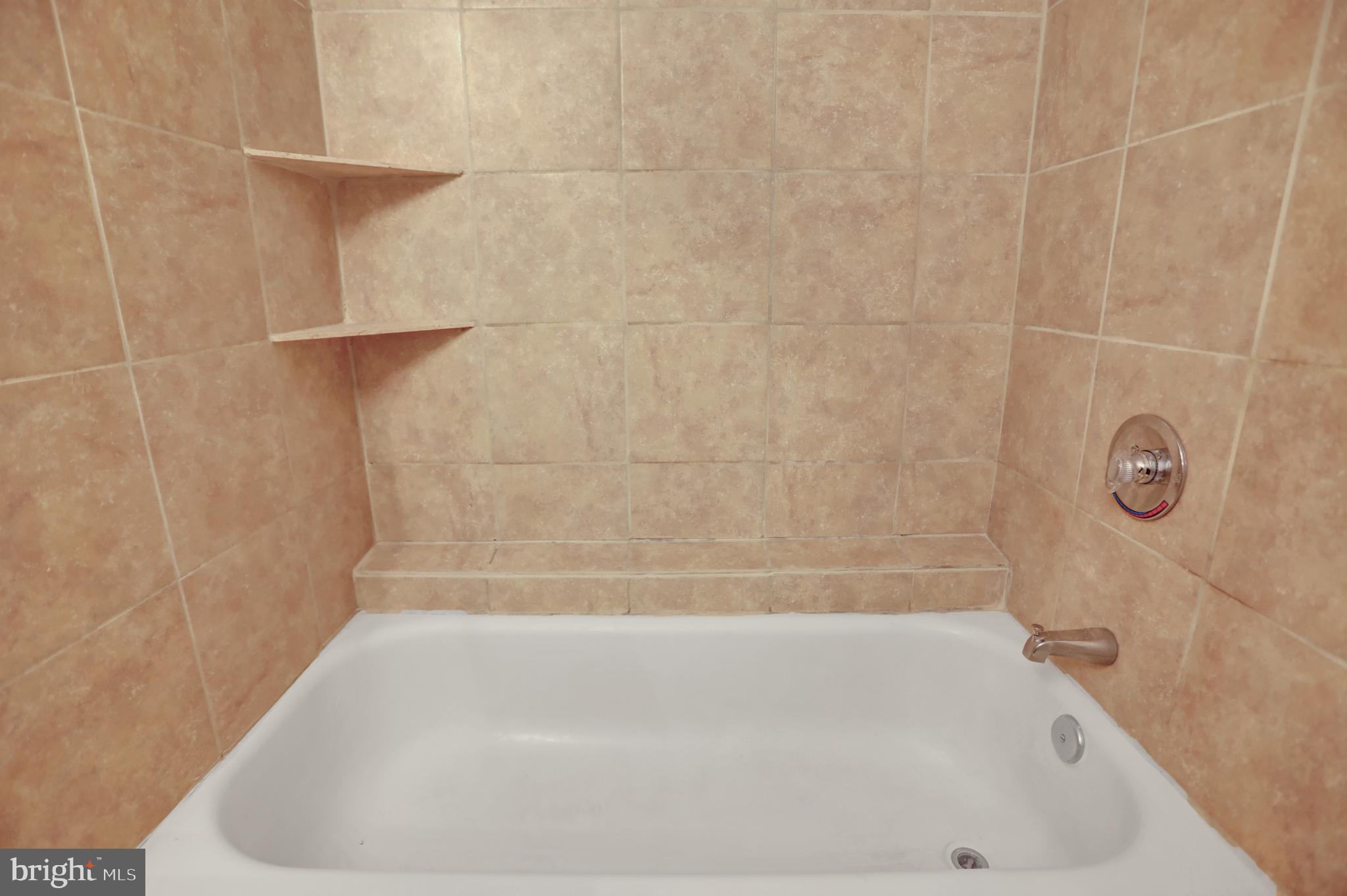 LOVETON FARMS - Residential