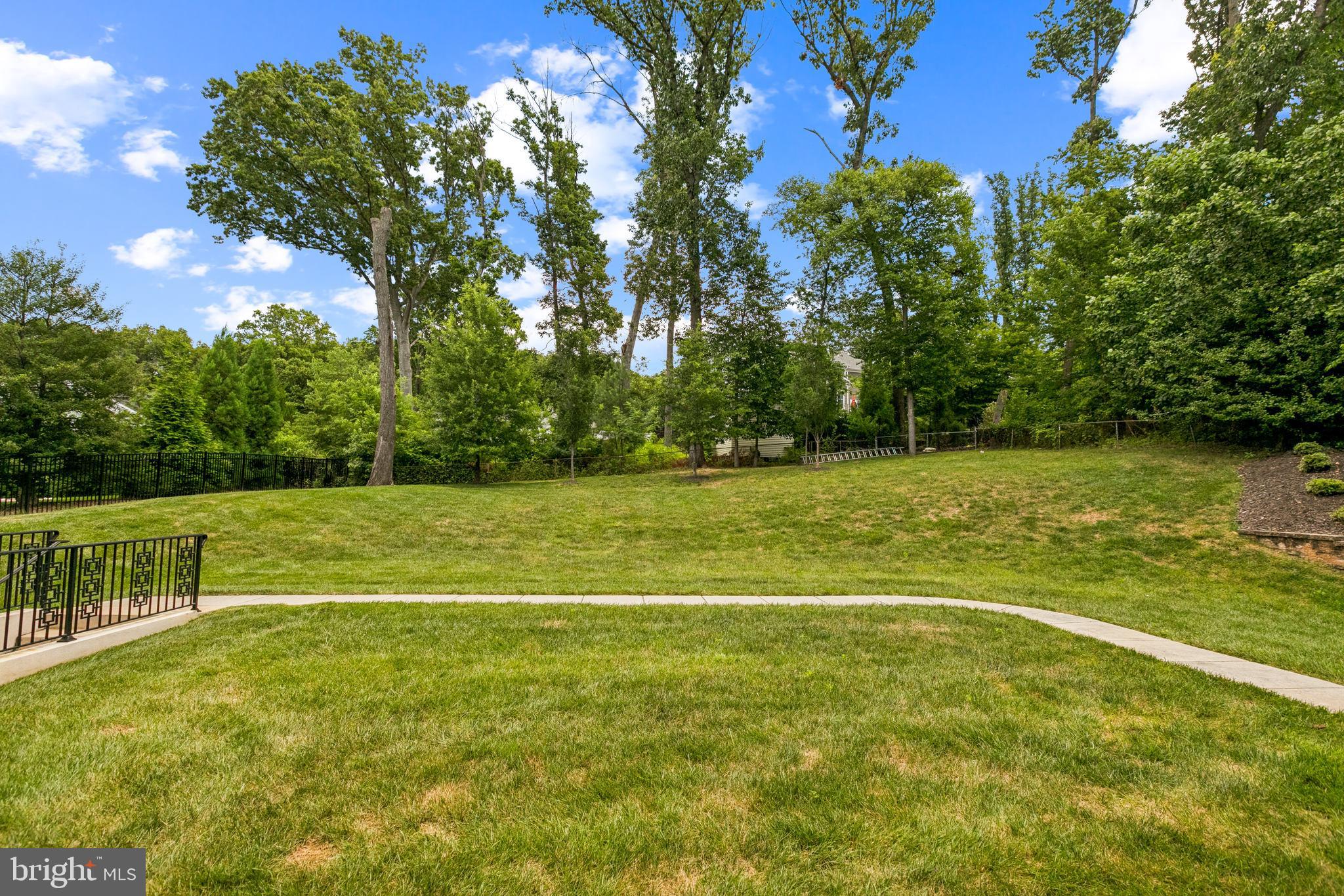 WESTBRIAR - Residential