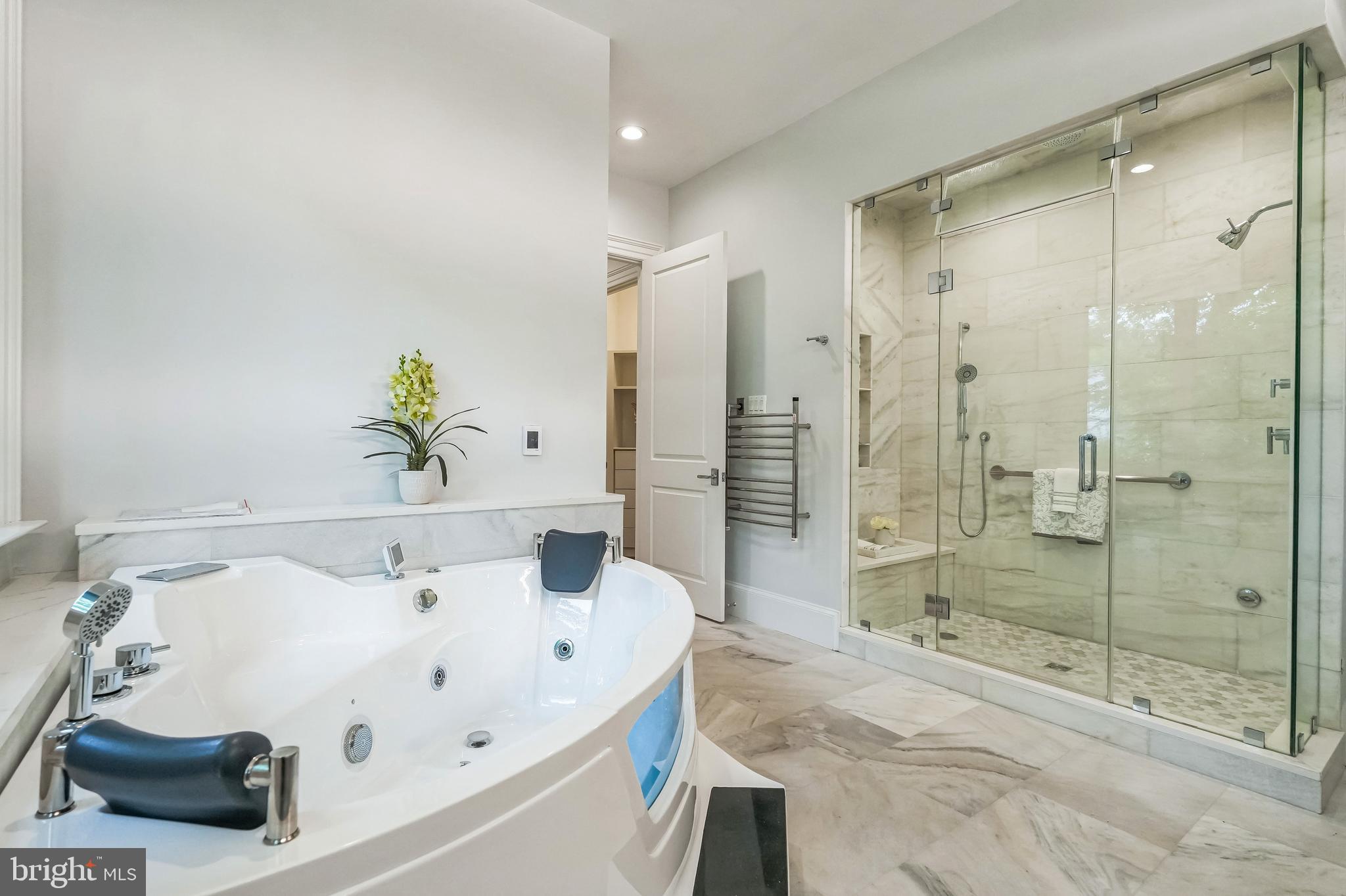 WESTBRIAR - Residential