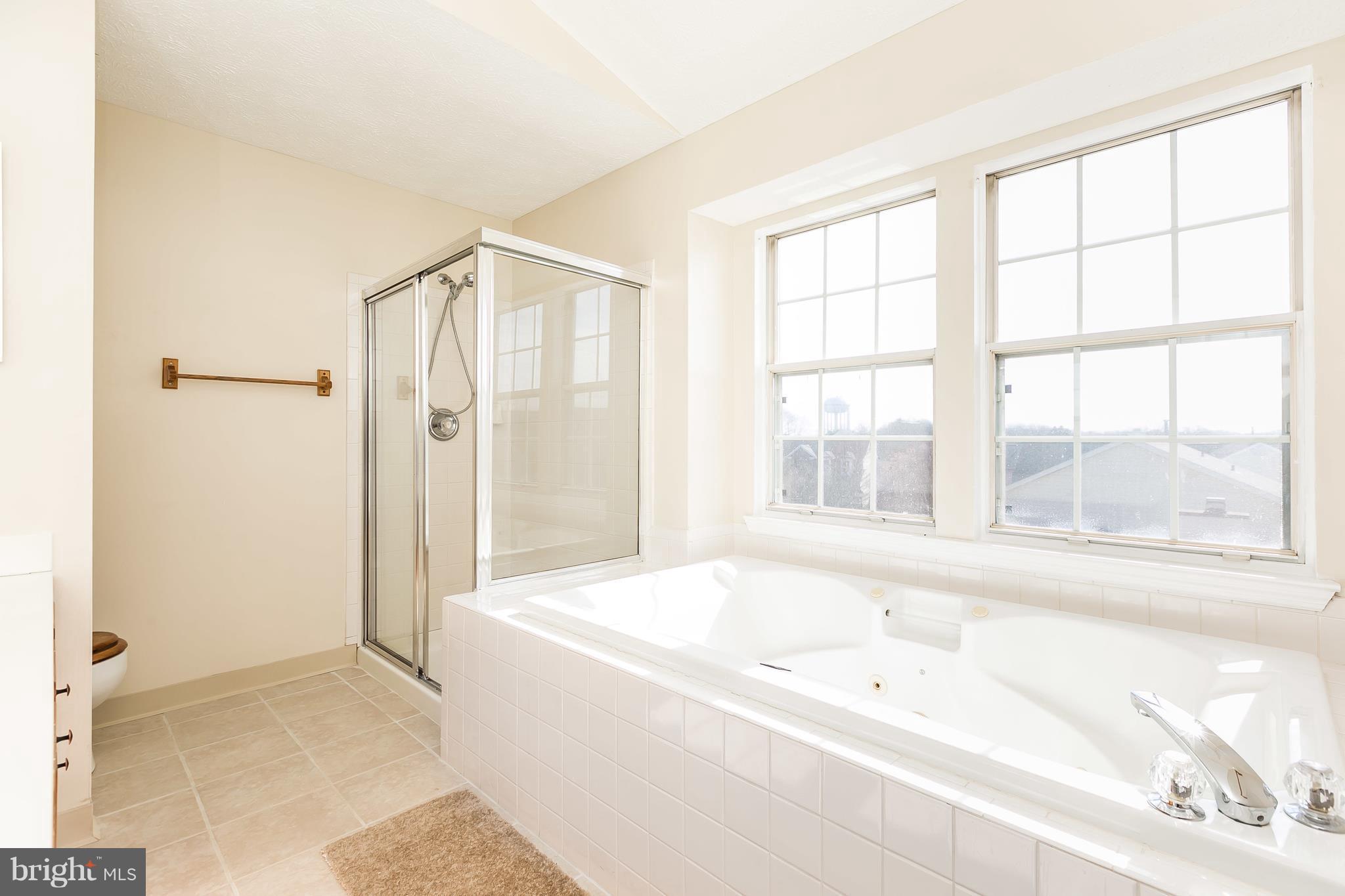 CHAPMAN FARM AT CROFTON - Residential