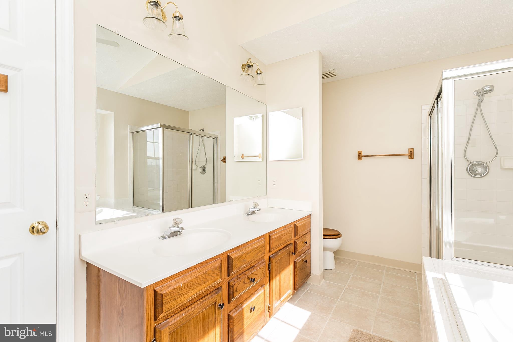 CHAPMAN FARM AT CROFTON - Residential