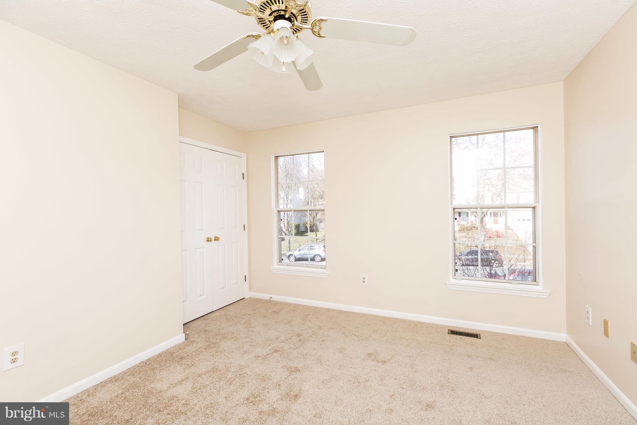 CHAPMAN FARM AT CROFTON - Residential