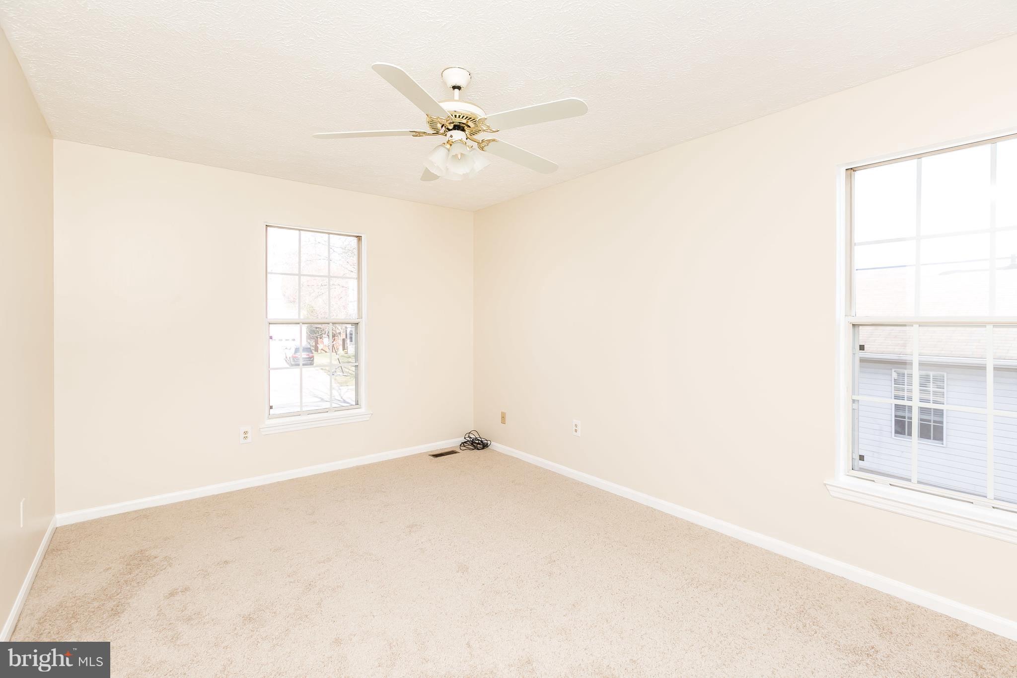 CHAPMAN FARM AT CROFTON - Residential