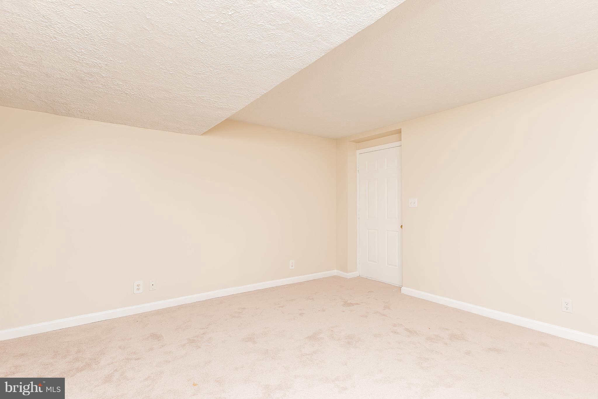 CHAPMAN FARM AT CROFTON - Residential