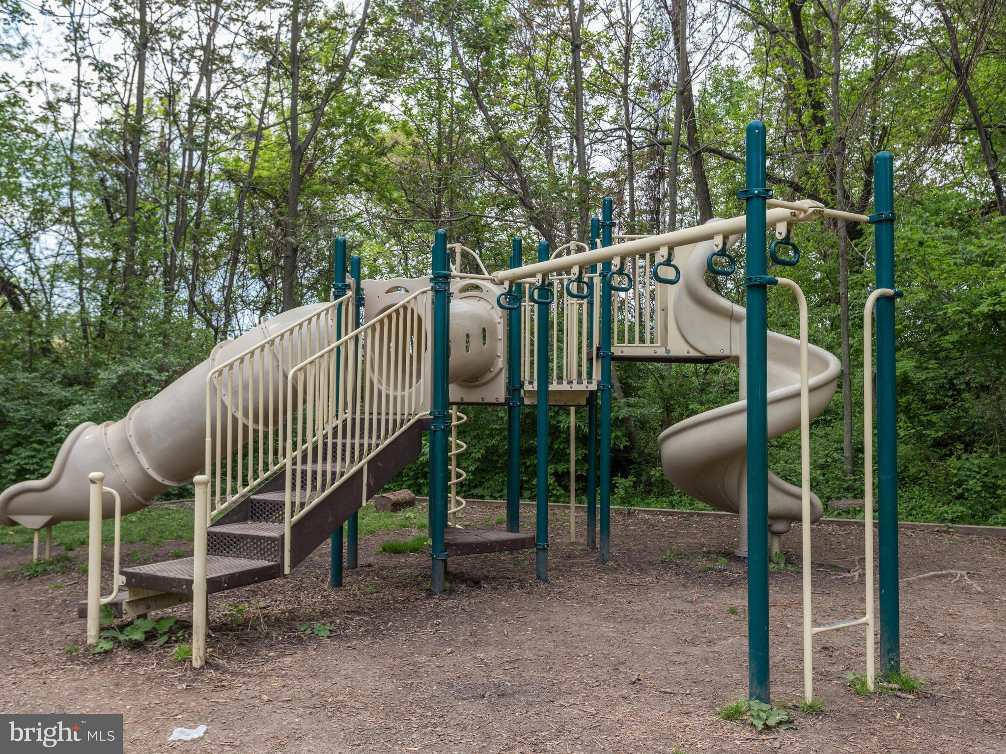 LAFAYETTE PARK - Residential