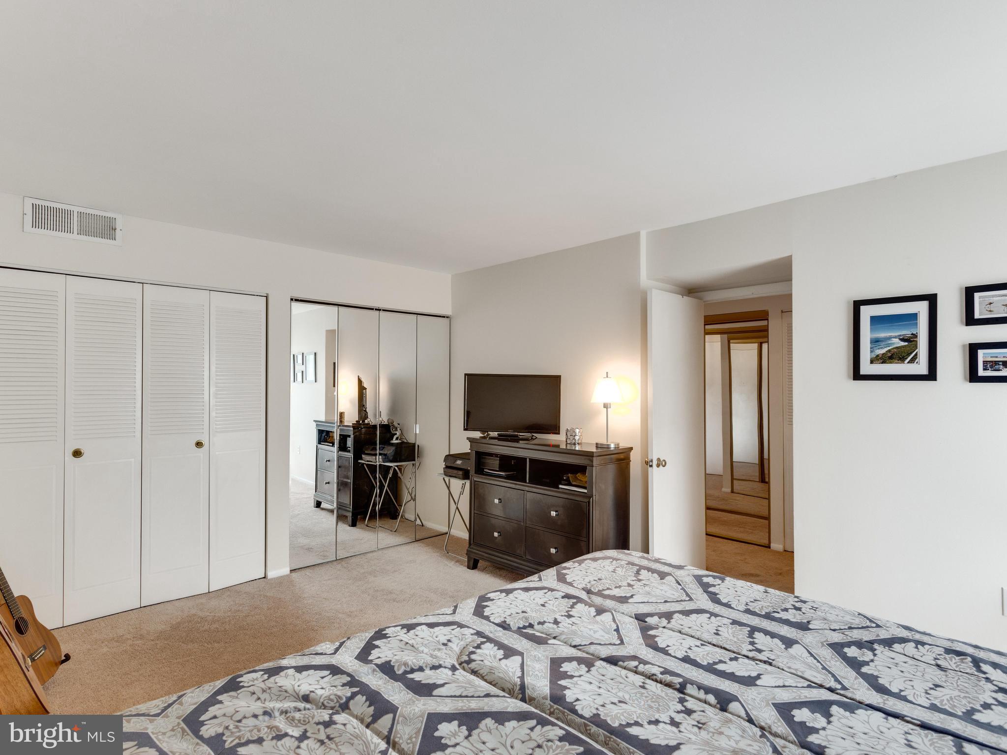 LAFAYETTE PARK - Residential