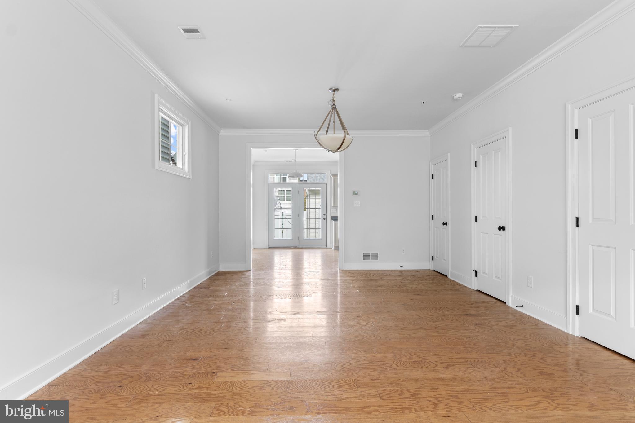 MAGNOLIA PLACE - Residential