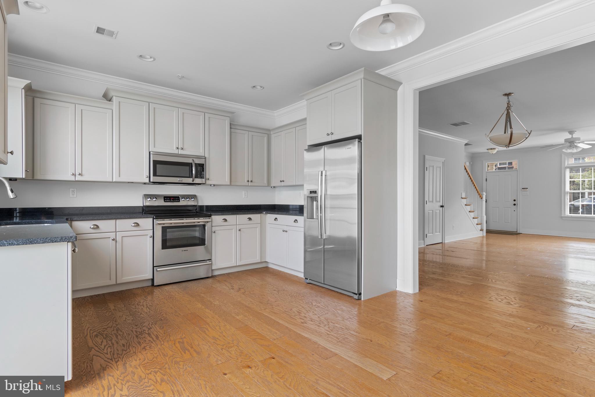 MAGNOLIA PLACE - Residential