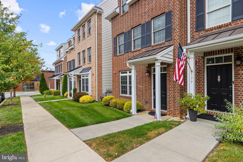 Photo of 631 W Magnolia Court, KENNETT SQUARE, PA 19348 (MLS # PACT2110064)
