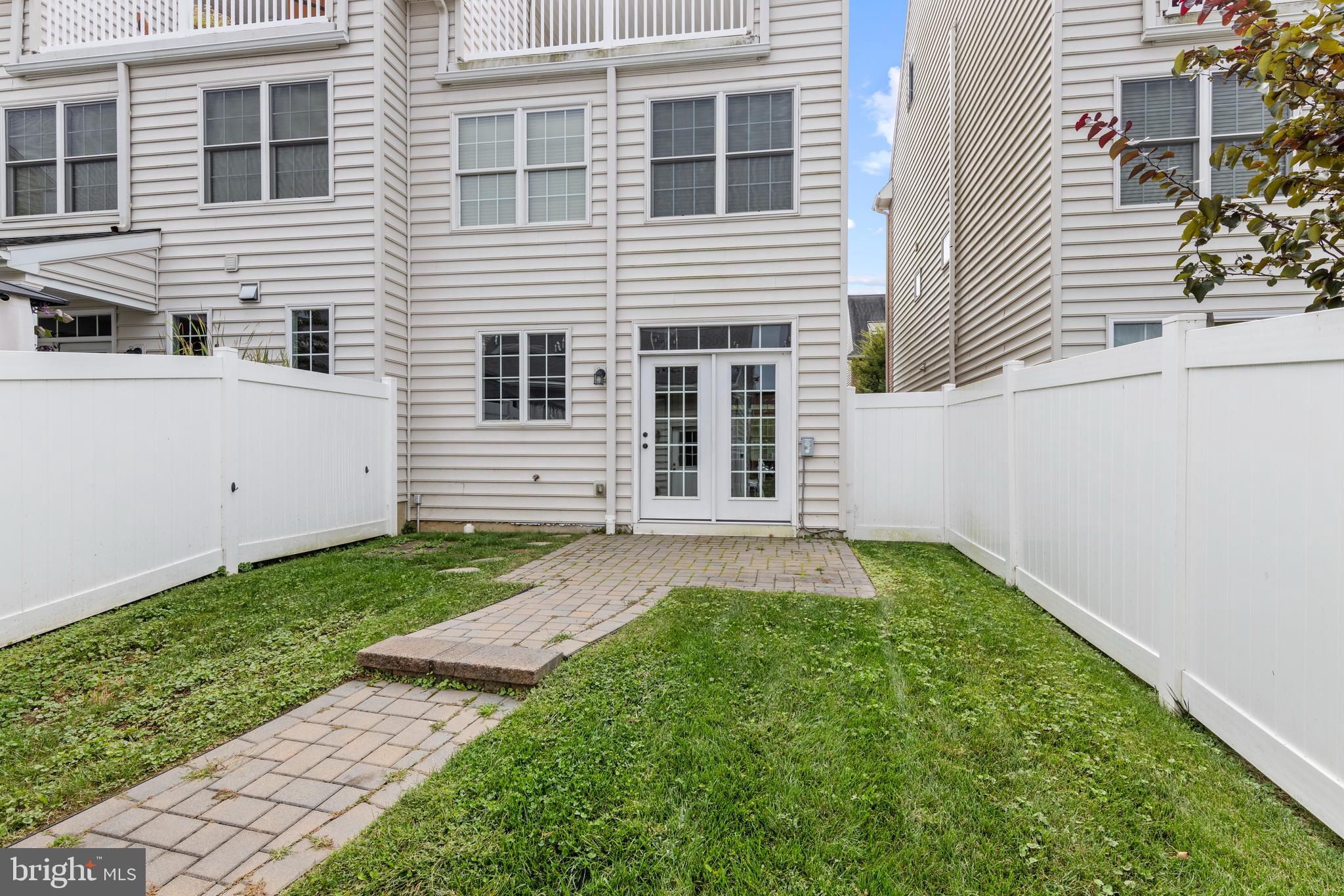 MAGNOLIA PLACE - Residential