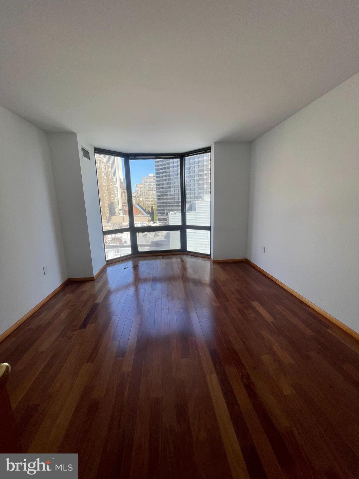 RITTENHOUSE SQUARE - Residential Lease