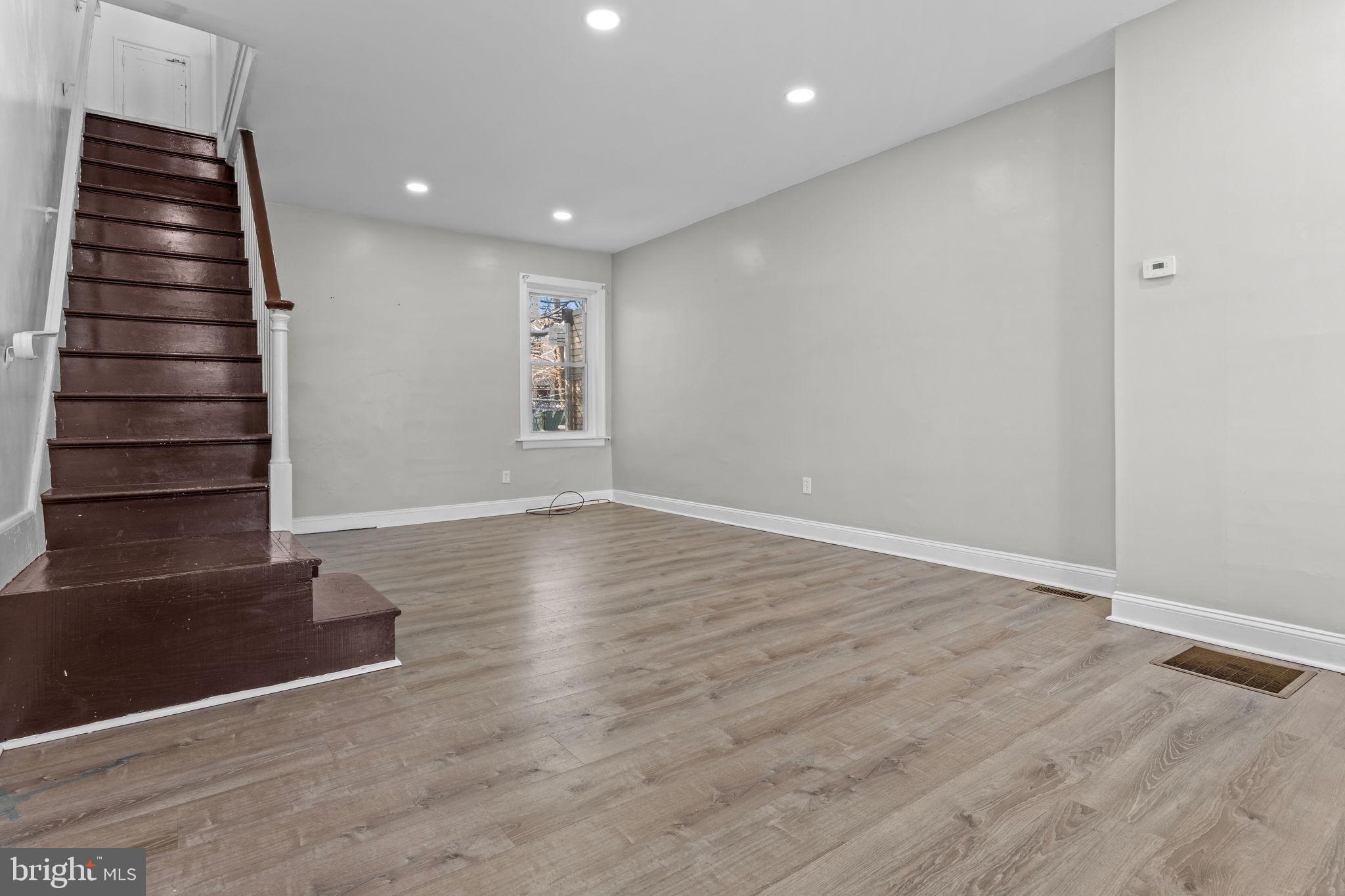 HUNTING PARK - Residential