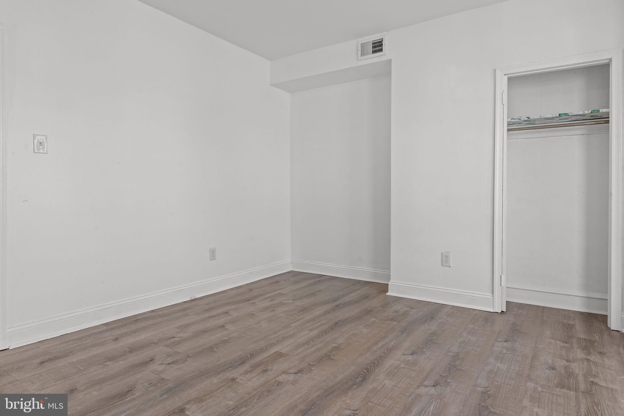 HUNTING PARK - Residential