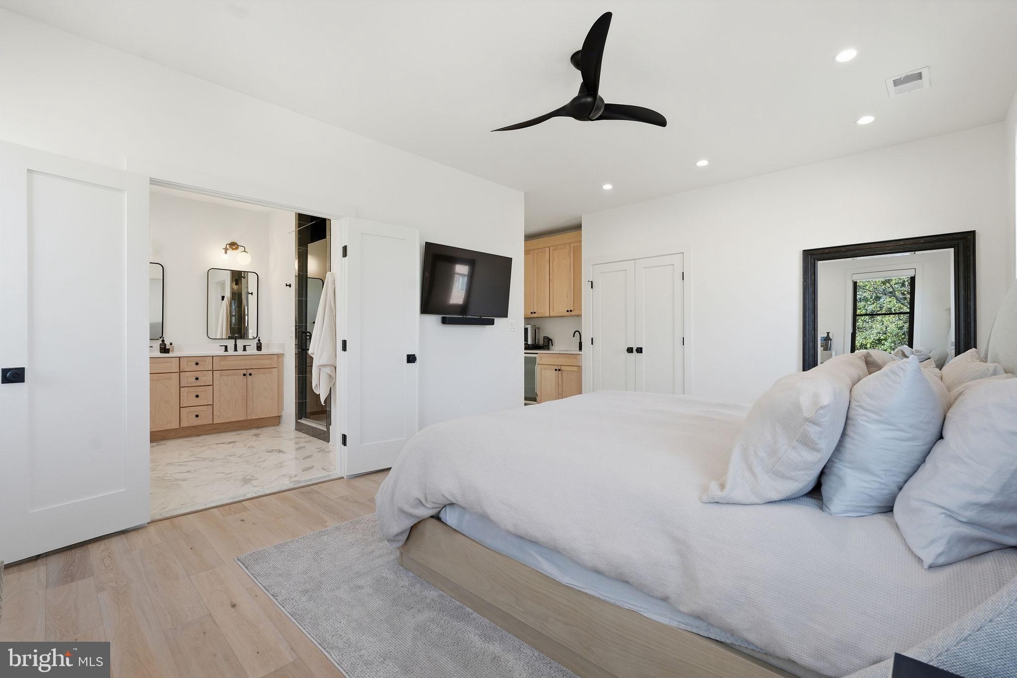 LYON PARK - Residential