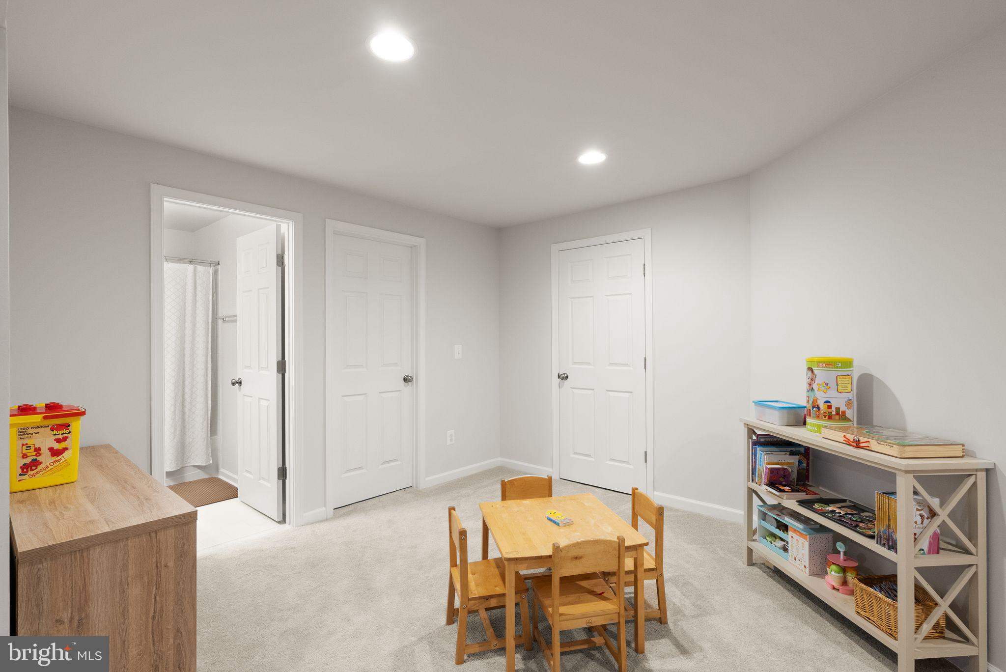 SNOWDEN BRIDGE - Residential