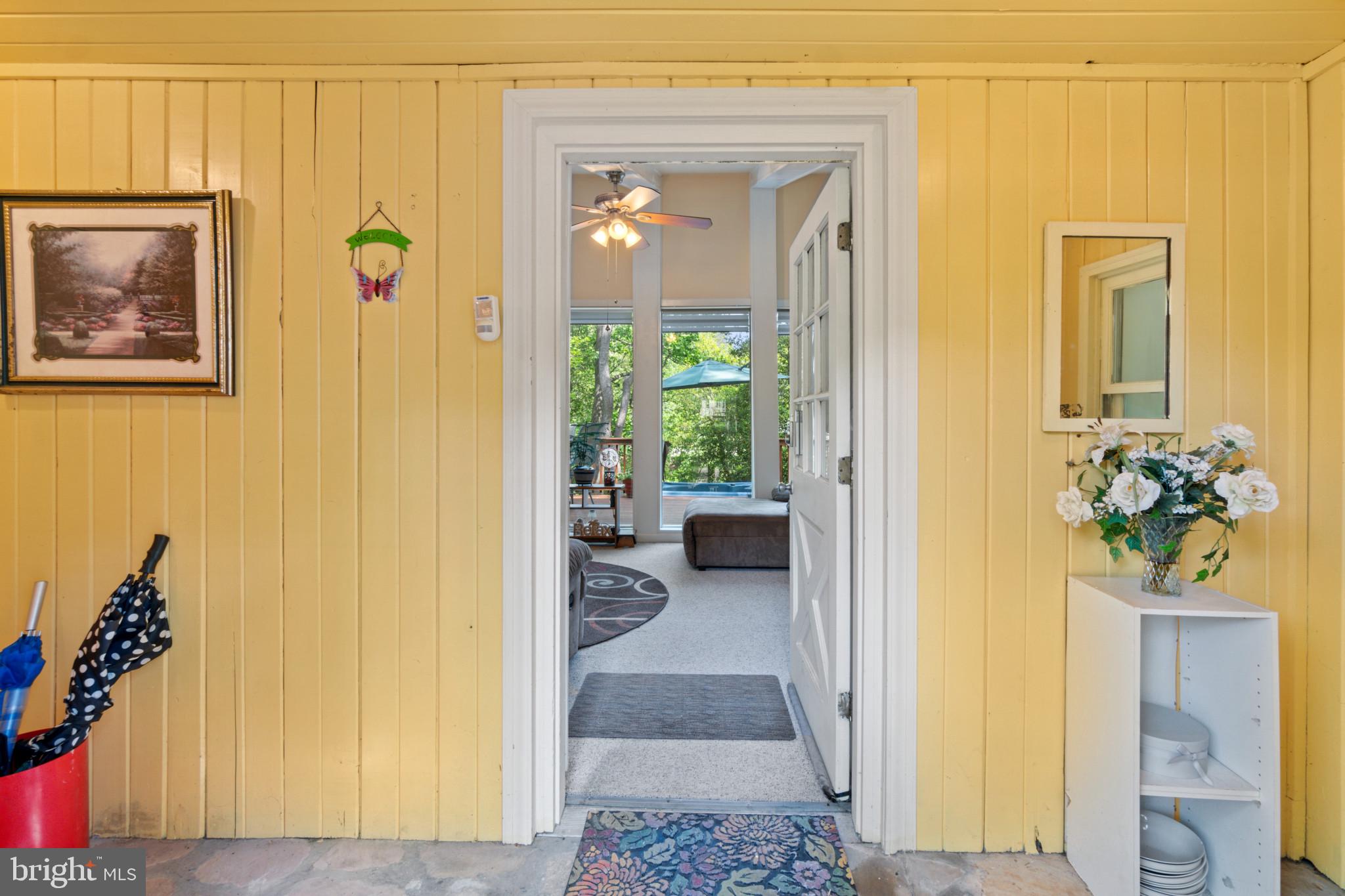 LAKE SHORE - Residential