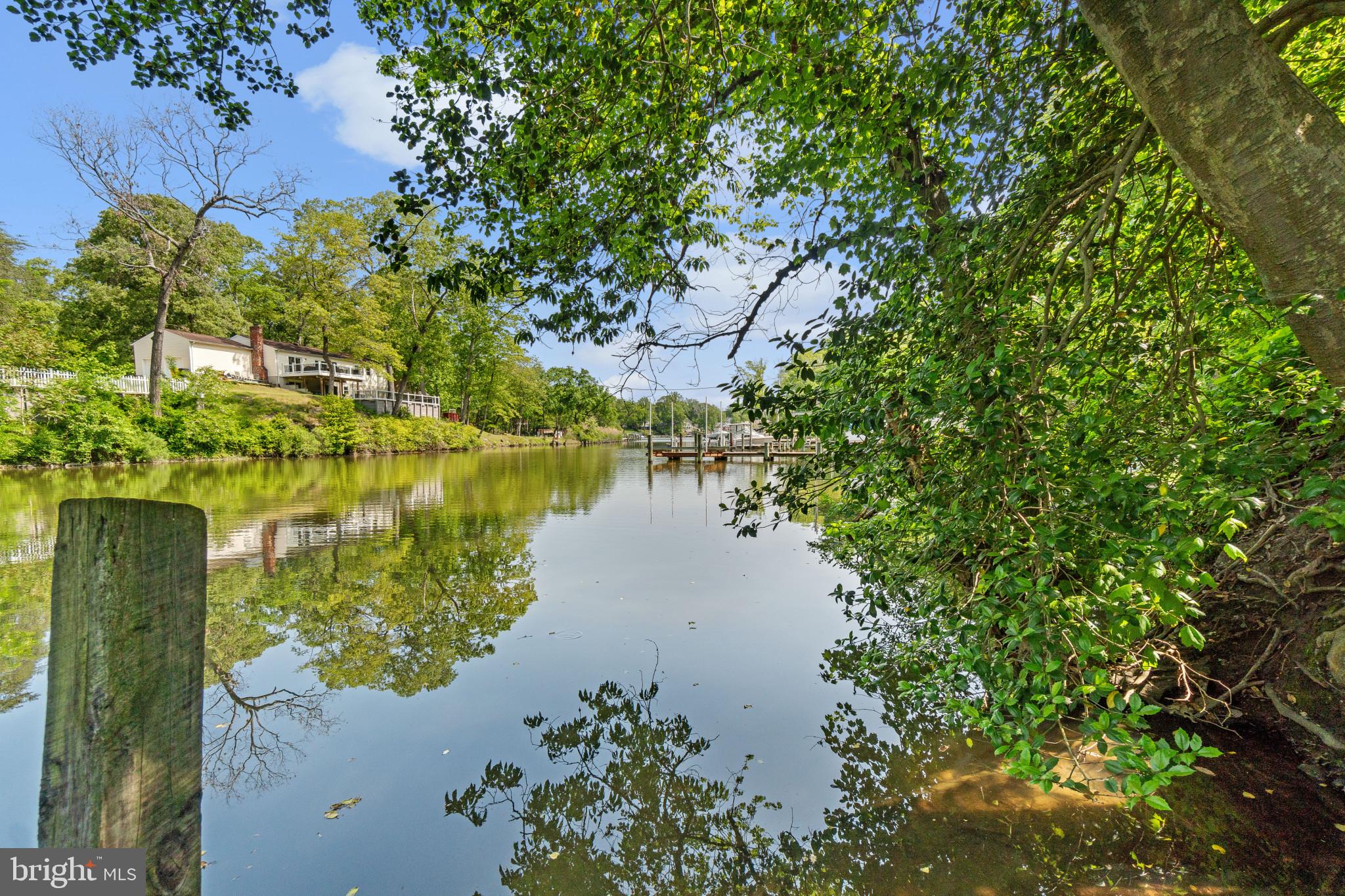 LAKE SHORE - Residential