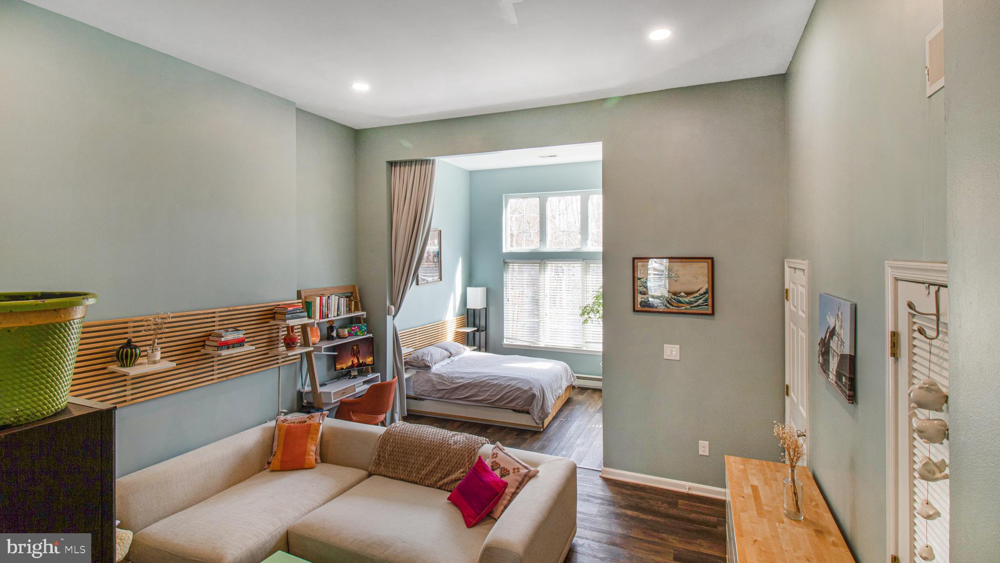 PT ROCKVILLE TWN RES 1 - Residential