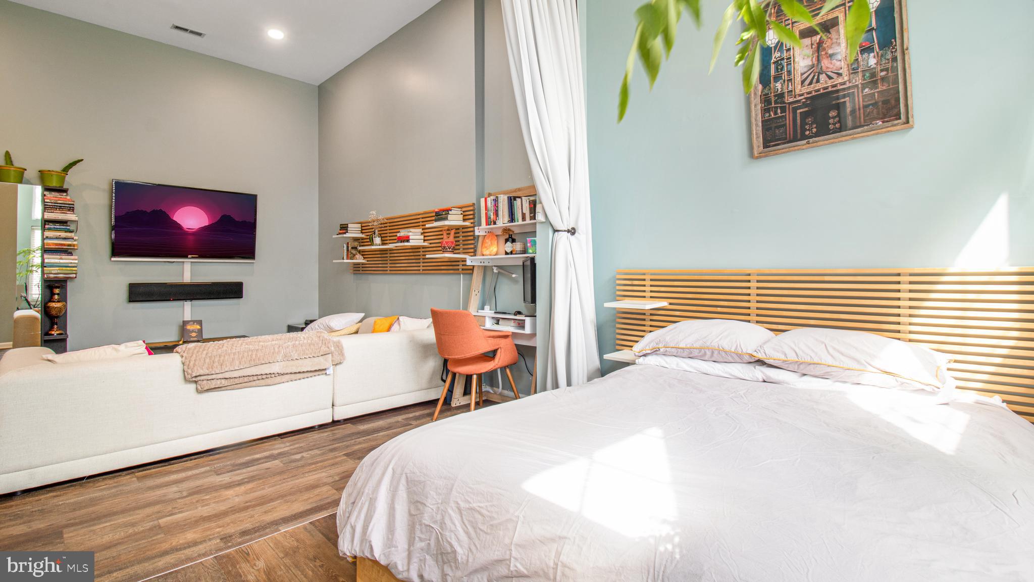 PT ROCKVILLE TWN RES 1 - Residential