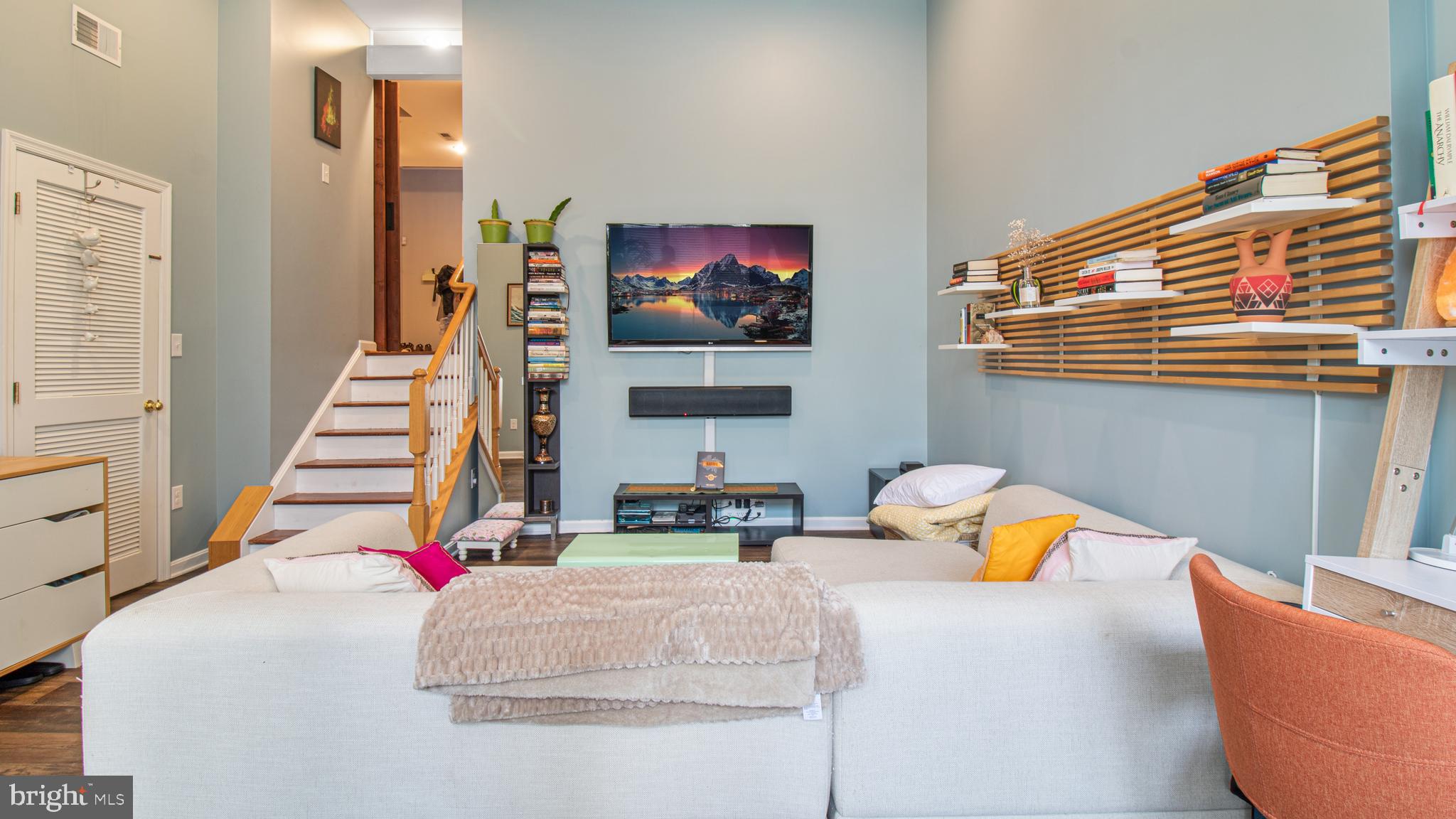 PT ROCKVILLE TWN RES 1 - Residential