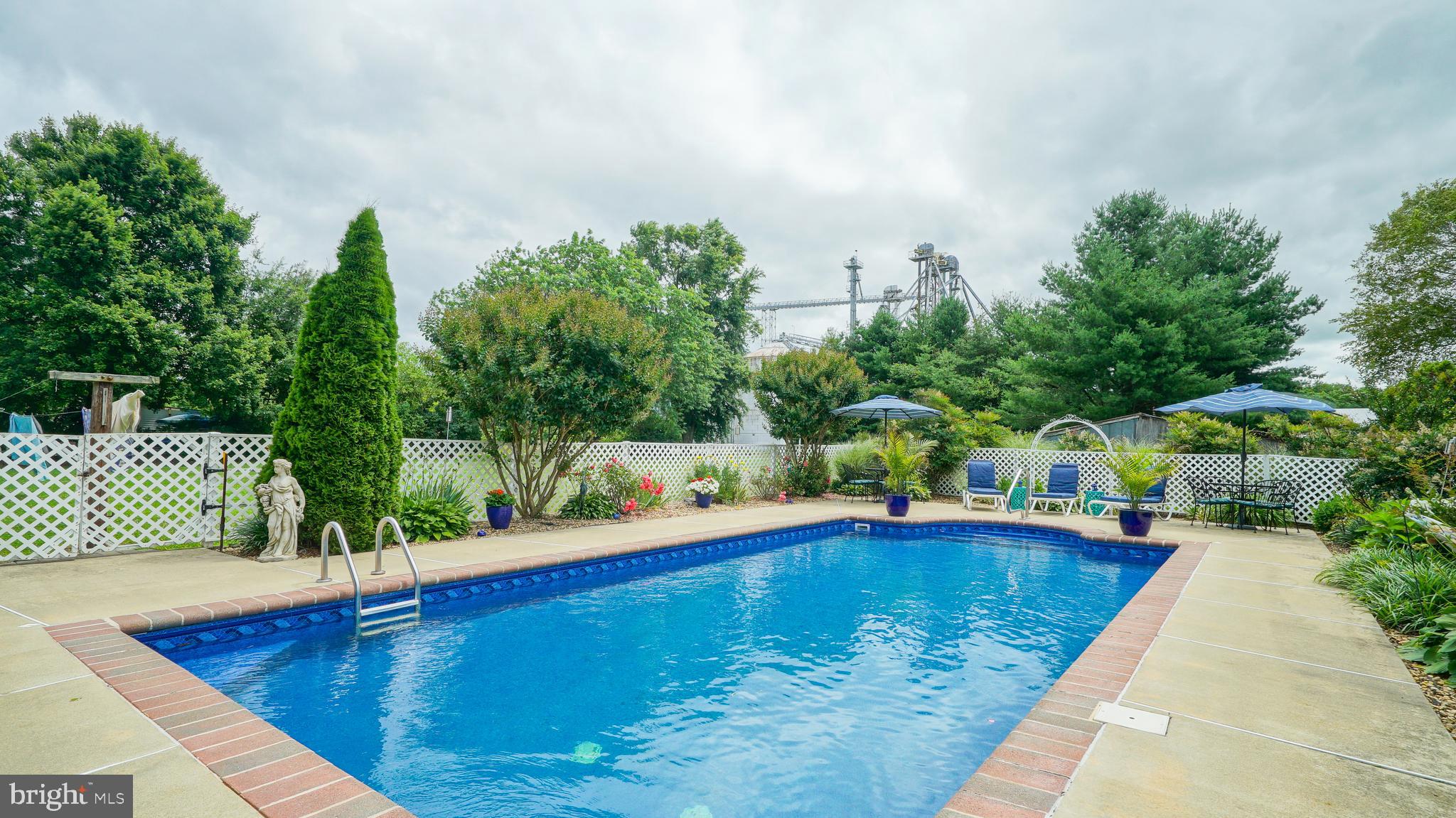 MILLINGTON - Residential