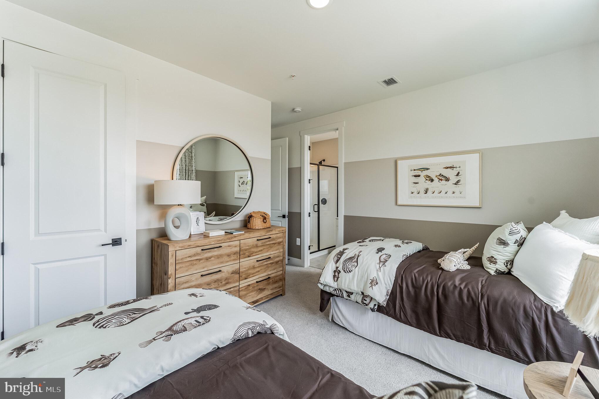 FOUR SEASONS AT KENT ISLAND - Residential