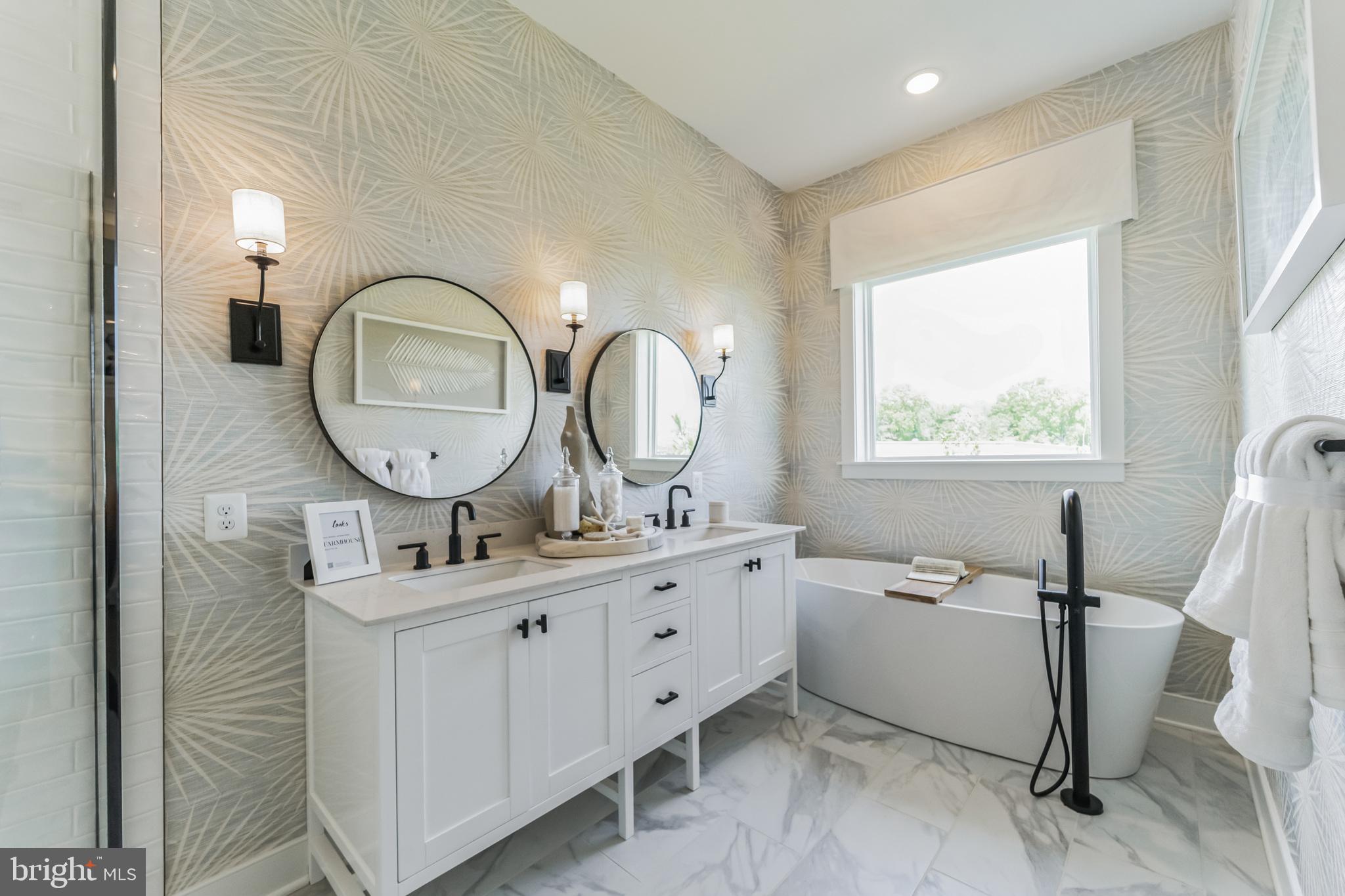 FOUR SEASONS AT KENT ISLAND - Residential