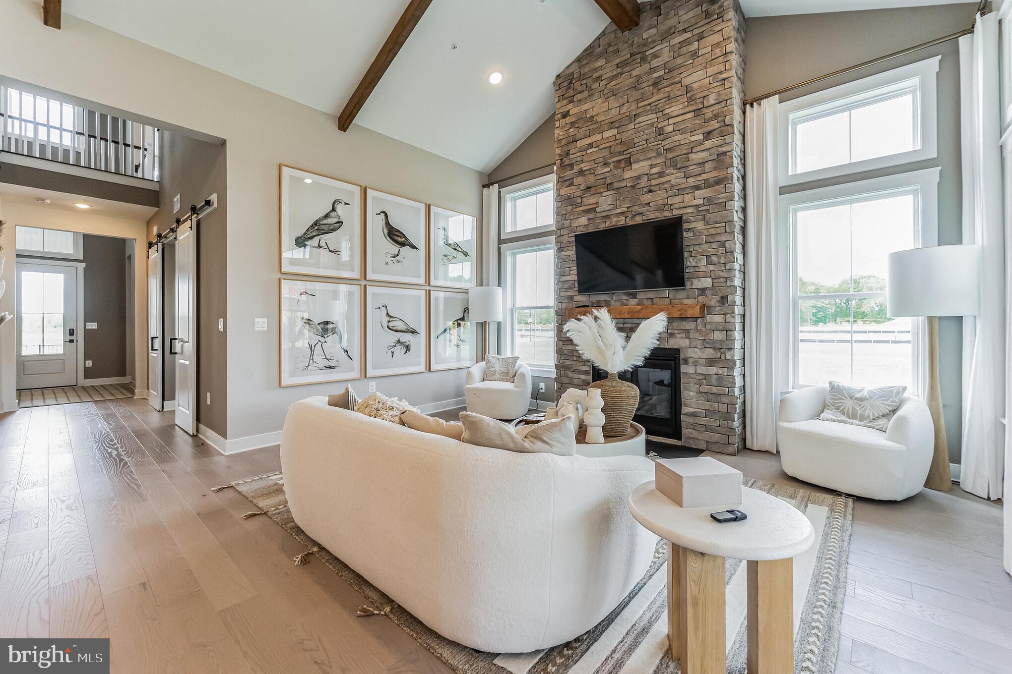 FOUR SEASONS AT KENT ISLAND - Residential