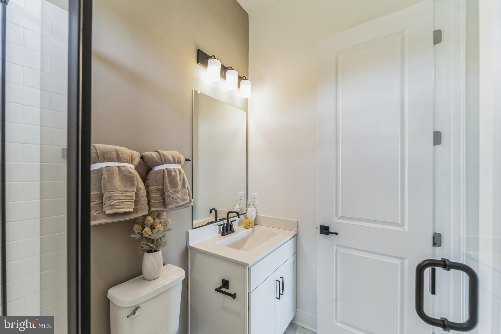 FOUR SEASONS AT KENT ISLAND - Residential