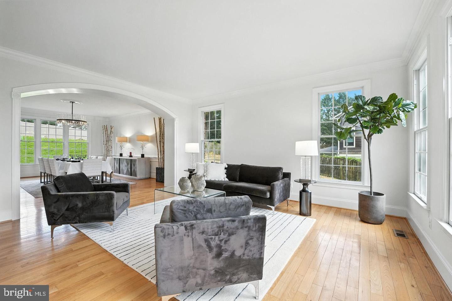 SALONA VILLAGE - Residential