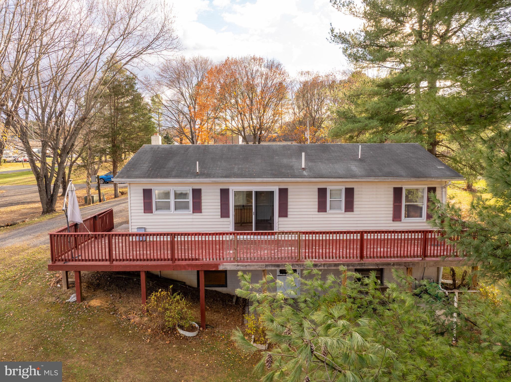 MASSANUTTEN VIEW - Residential