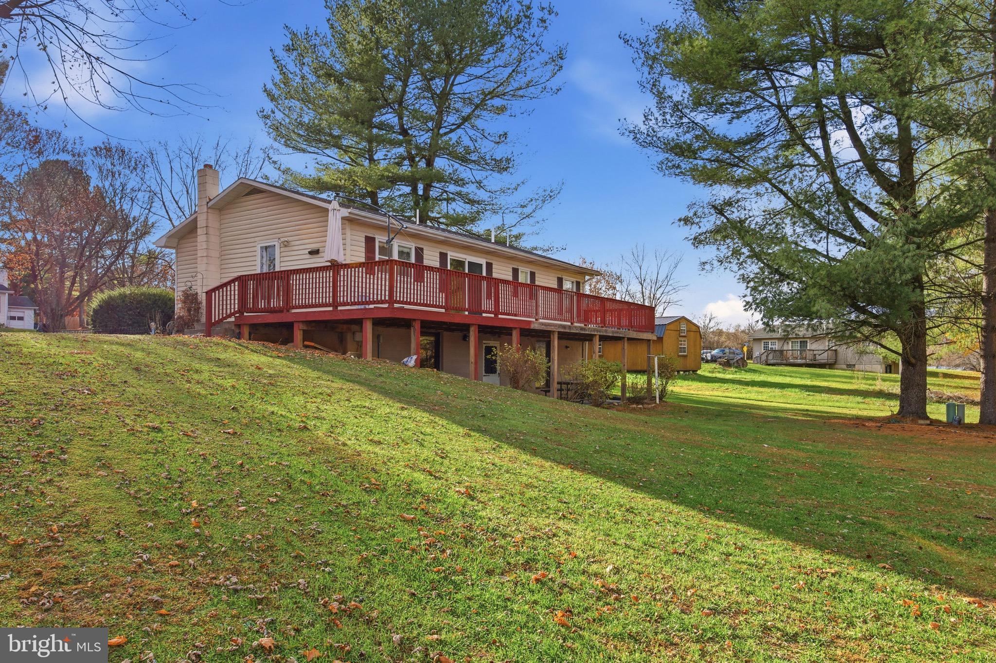 MASSANUTTEN VIEW - Residential