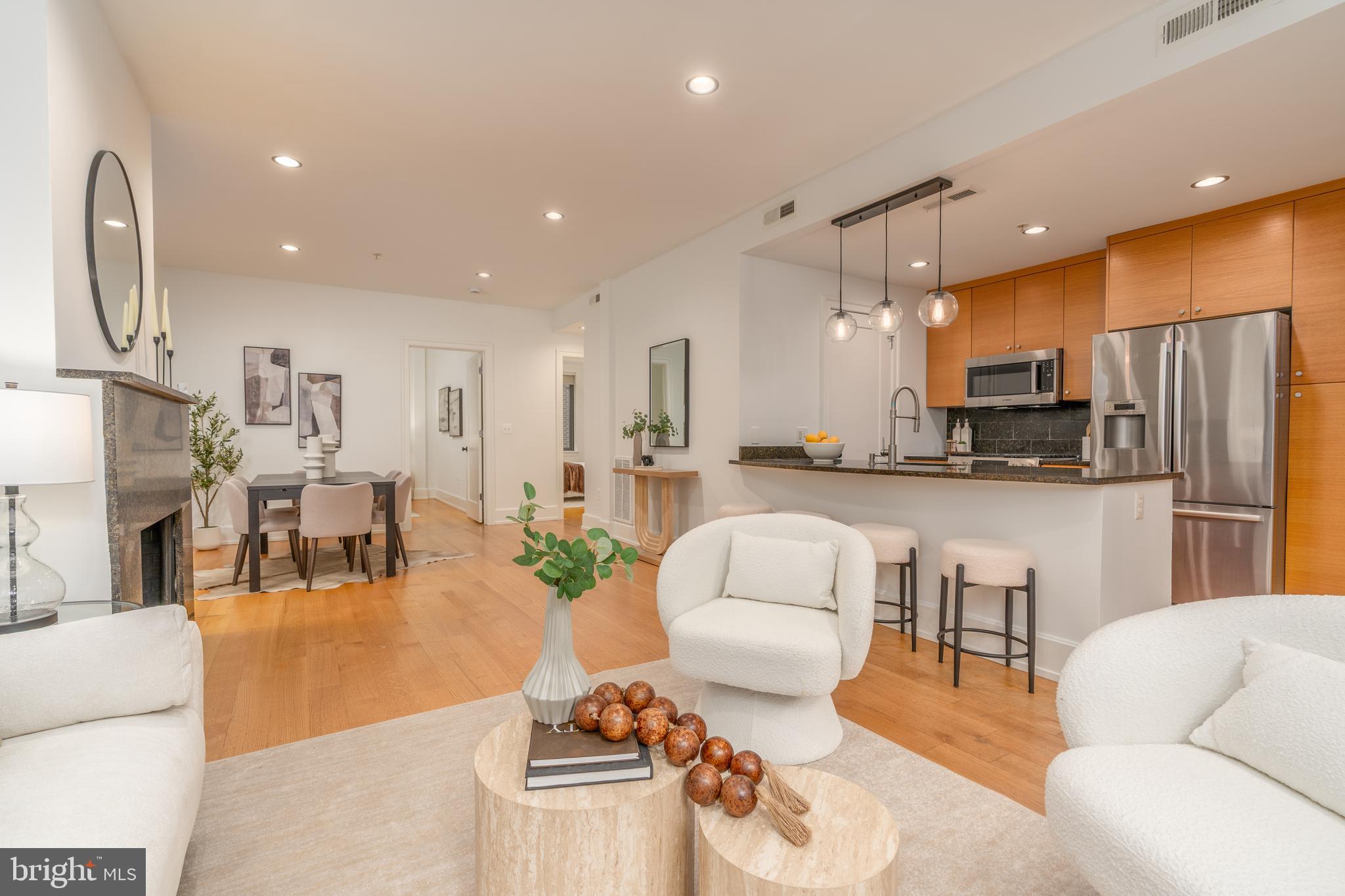 2516 Q STREET NW E102