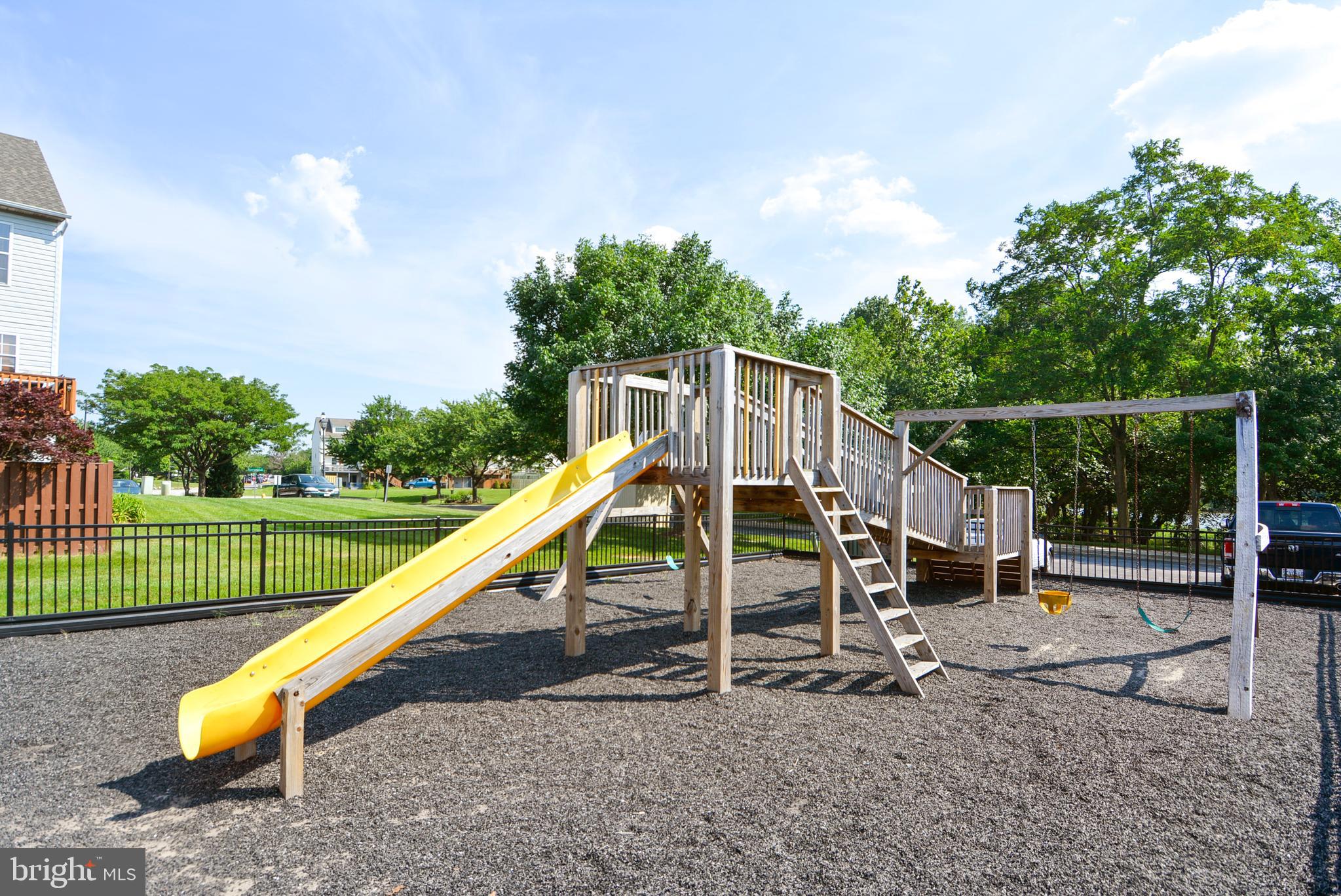 STONEY BEACH - Residential