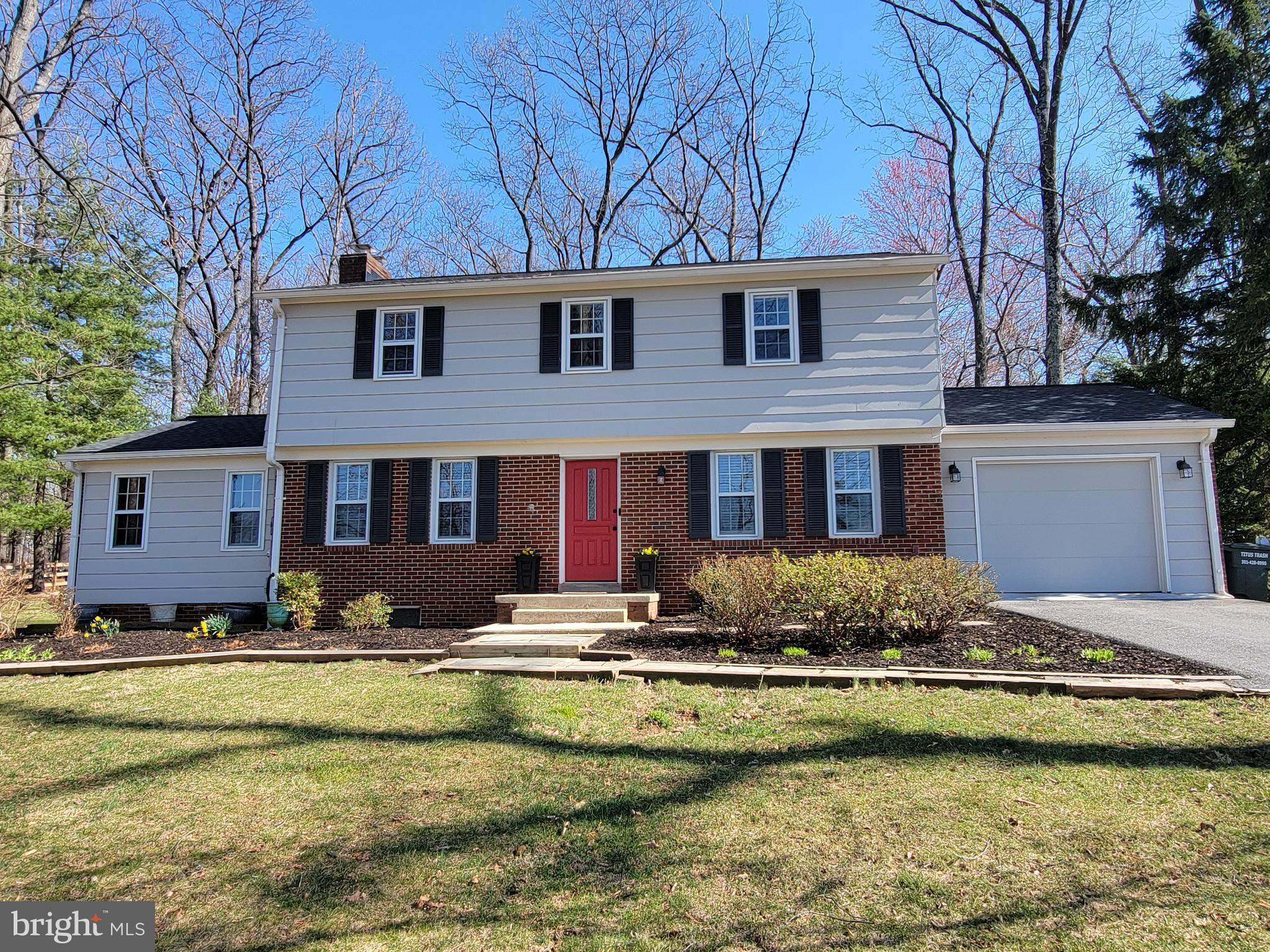 GRANBY WOODS - Residential