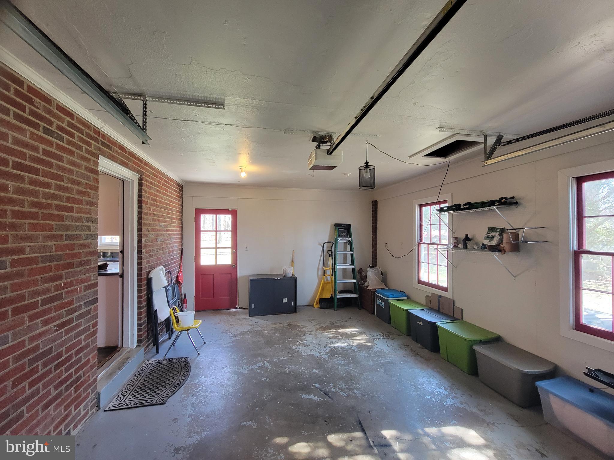 GRANBY WOODS - Residential