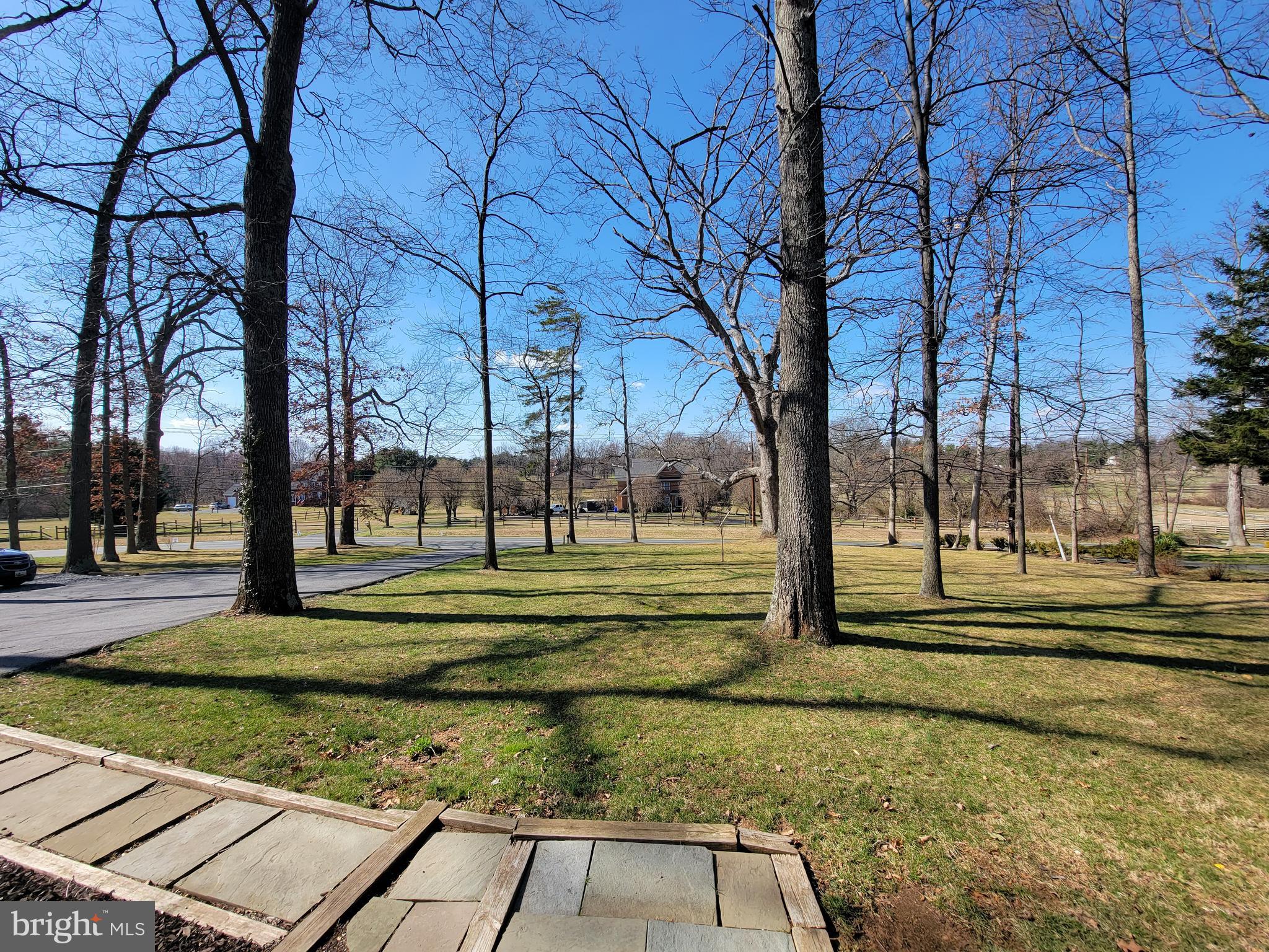 GRANBY WOODS - Residential