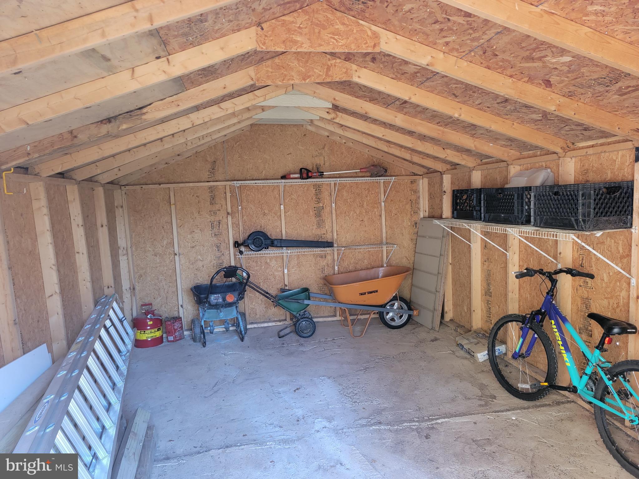 GRANBY WOODS - Residential