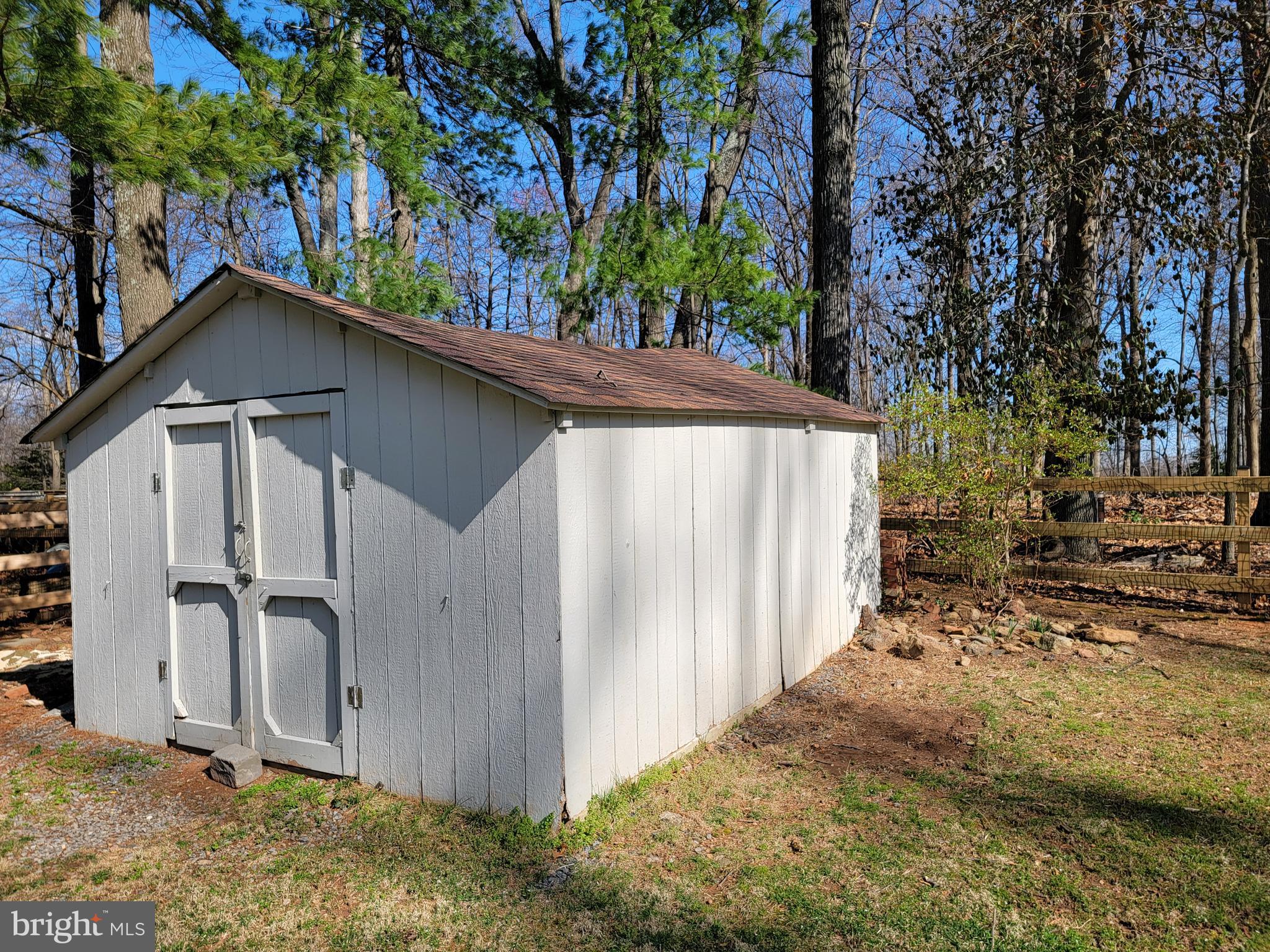 GRANBY WOODS - Residential