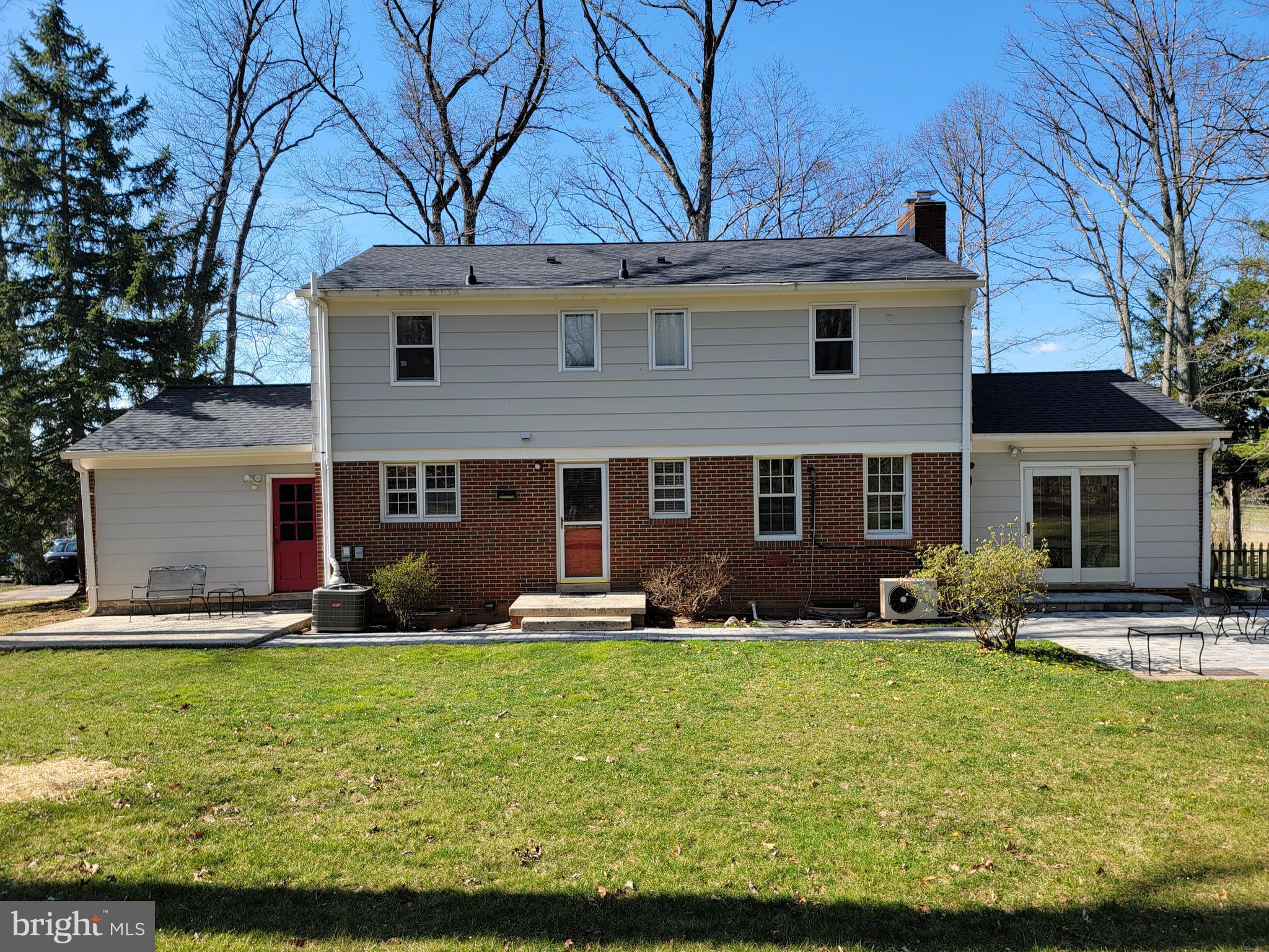 GRANBY WOODS - Residential