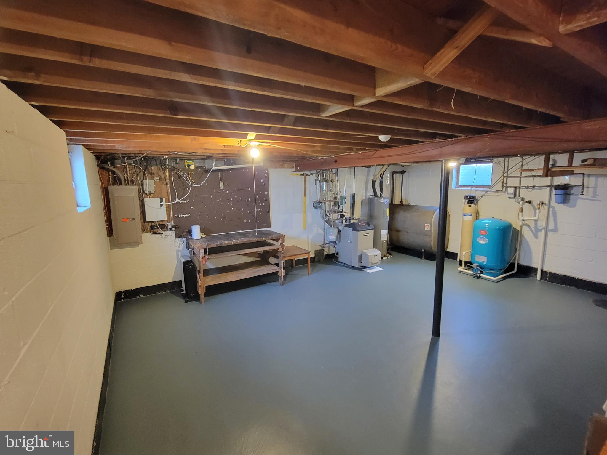 GRANBY WOODS - Residential