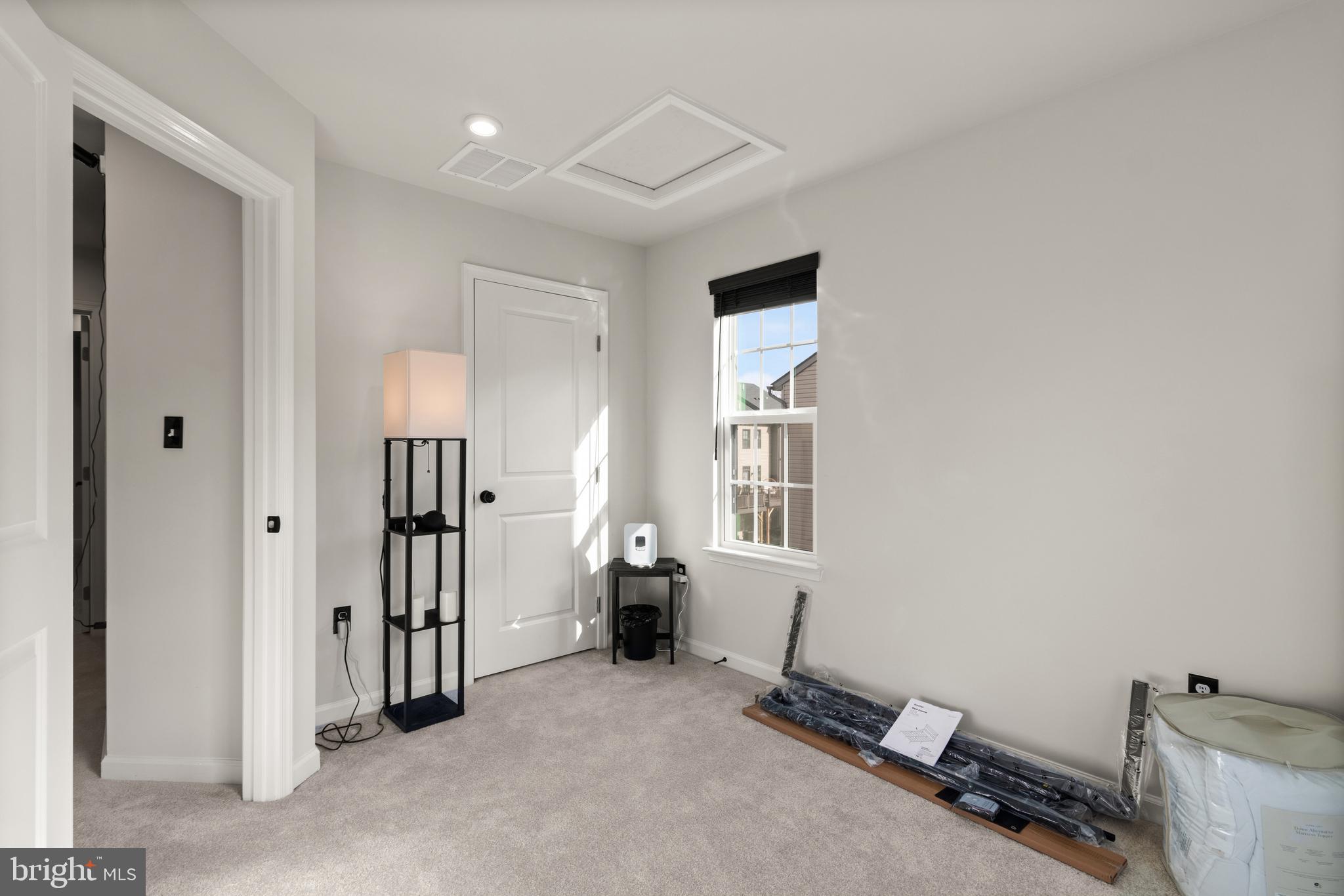 FREDERICKSBURG - Residential