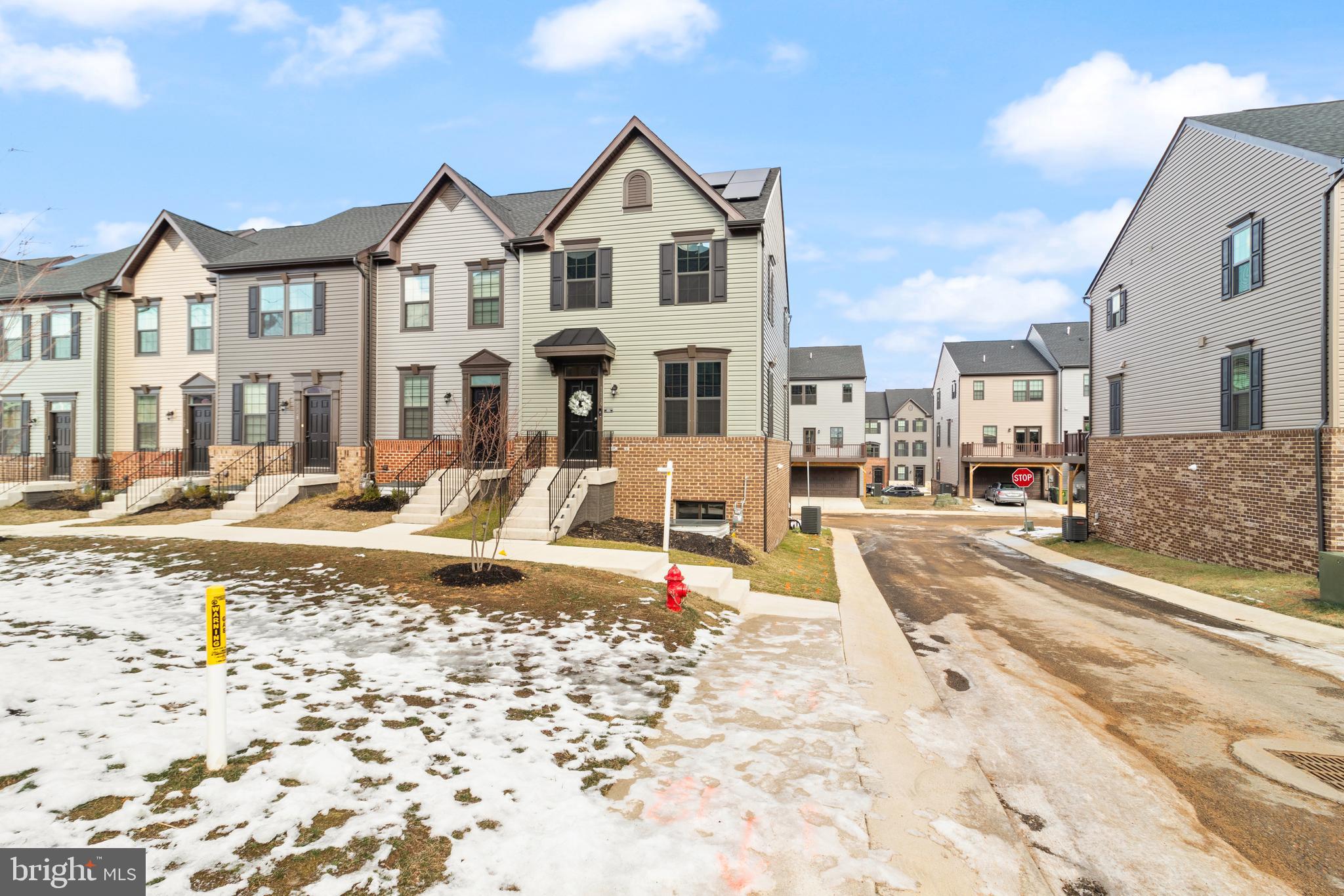 FREDERICKSBURG - Residential