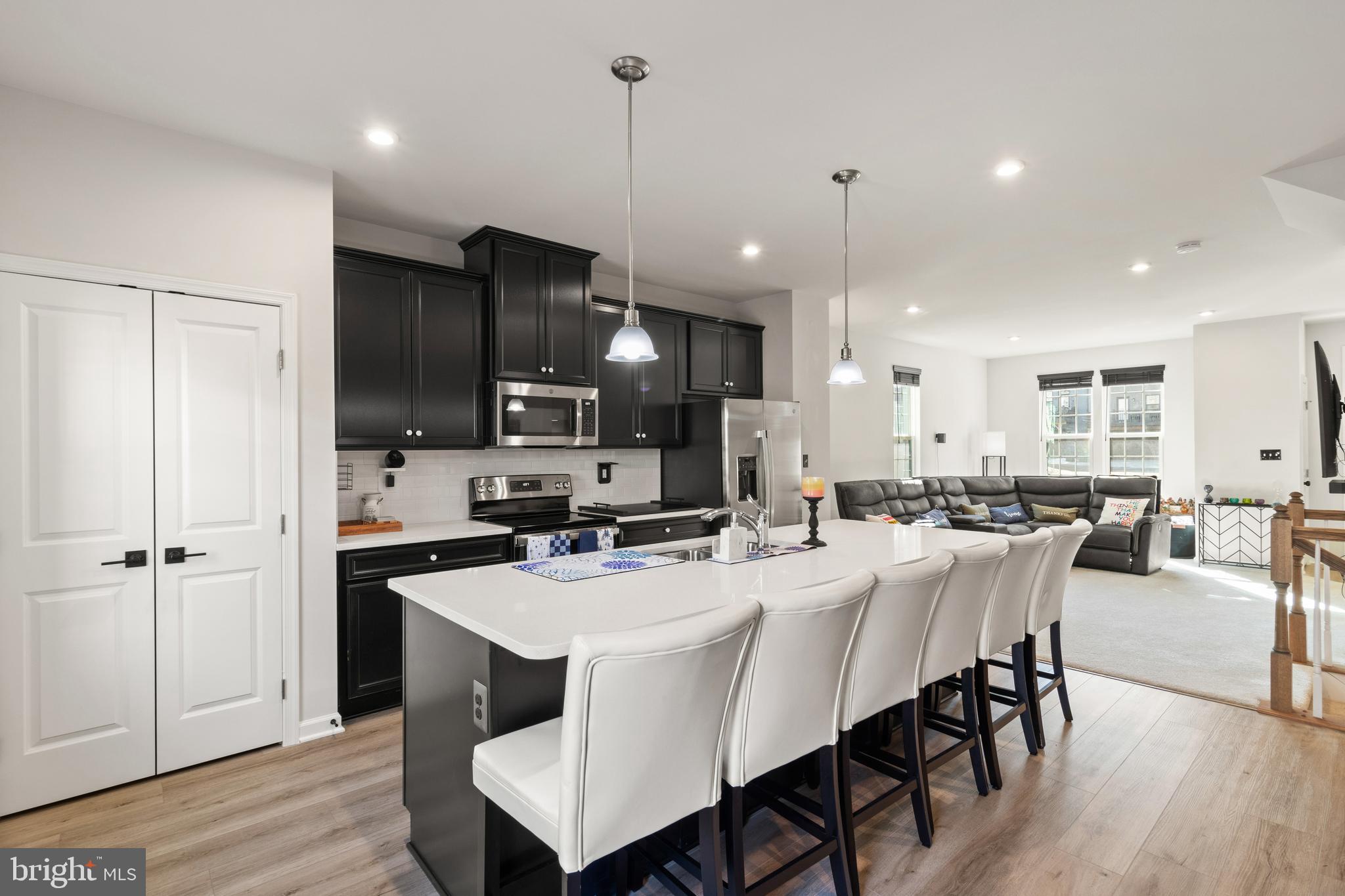 FREDERICKSBURG - Residential