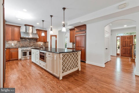 Homes For Sale - 6312 Maryview Street<br/> ALEXANDRIA, VA 22310