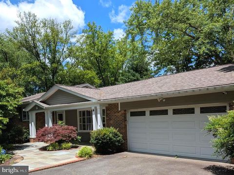 7506 BOX ELDER COURT MCLEAN VA 22102