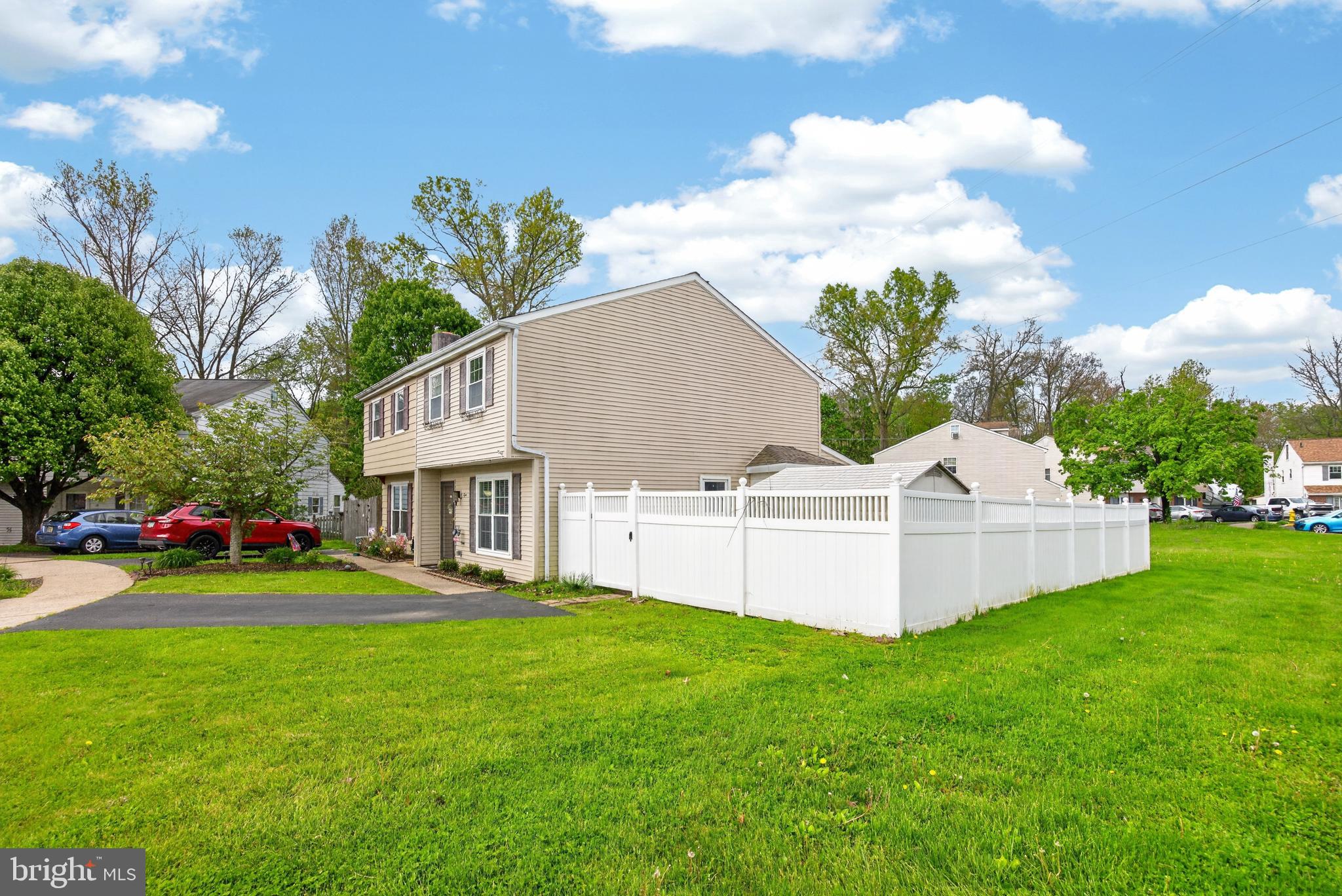 CEDAR GROVE ESTS - Residential